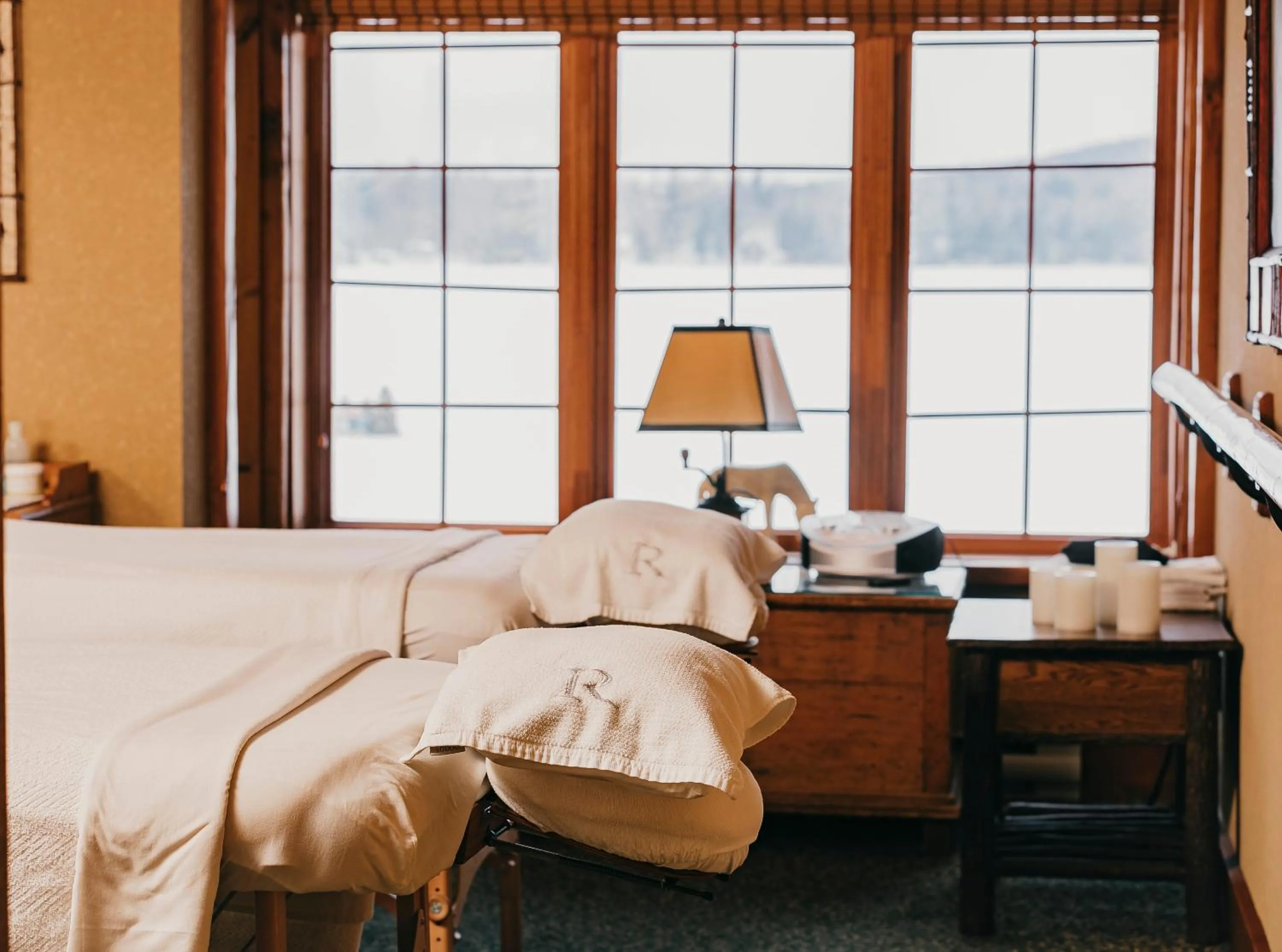 Winter, Bed in Ripplecove Hotel & Spa