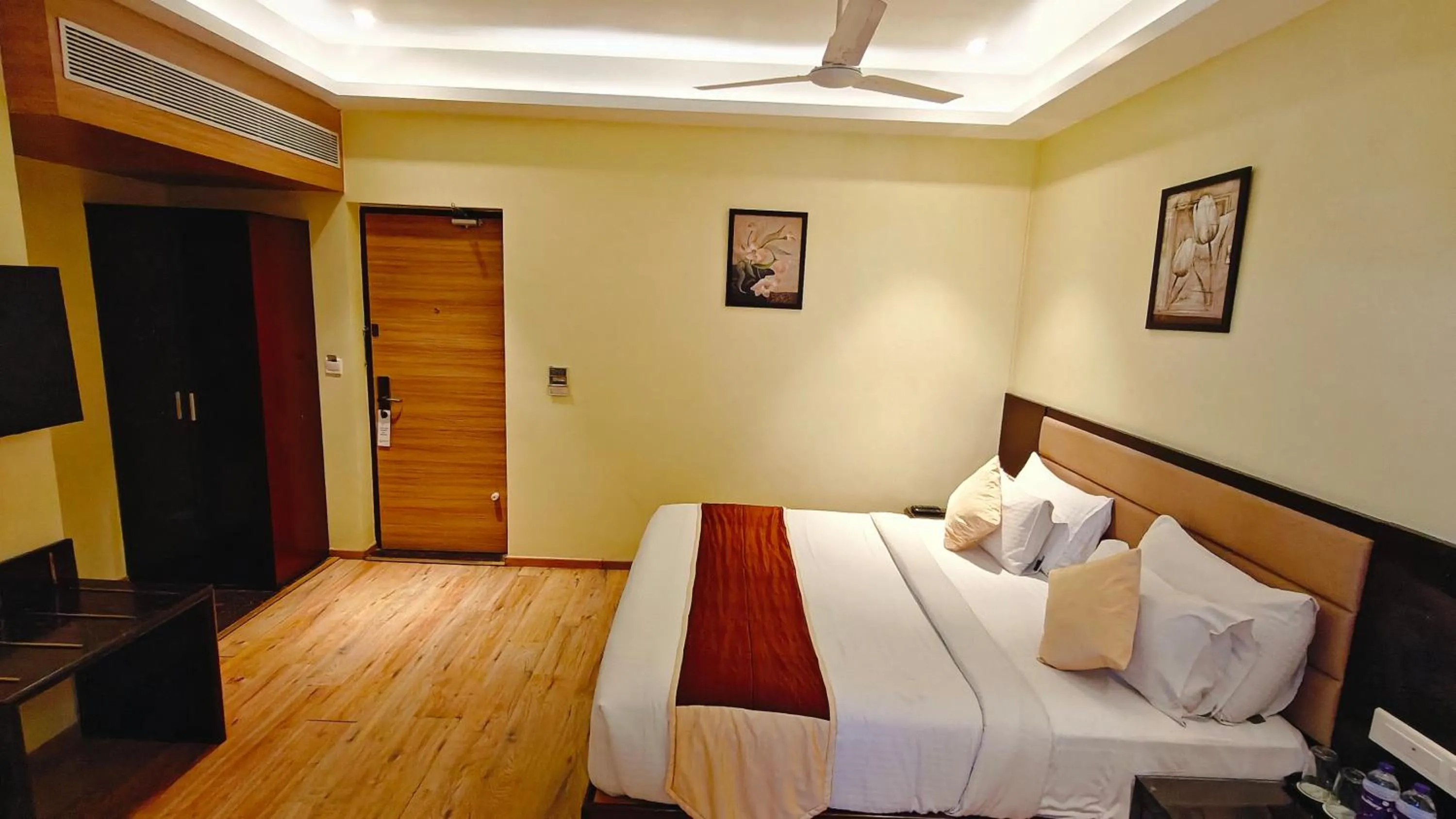 Bed in ASR Parklane, A Bergamont Hotel - Hosur