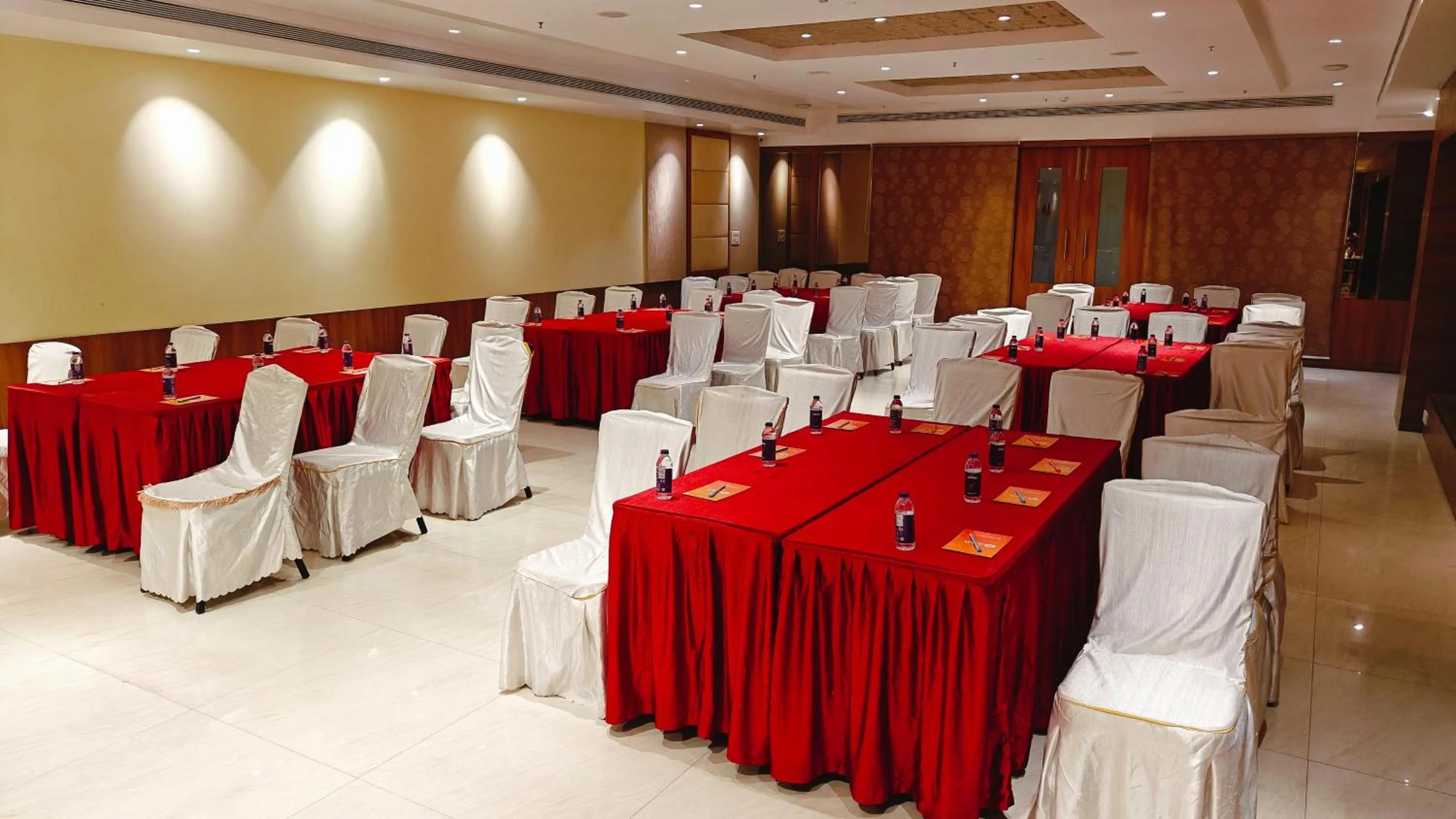 Seating area in ASR Parklane, A Bergamont Hotel - Hosur