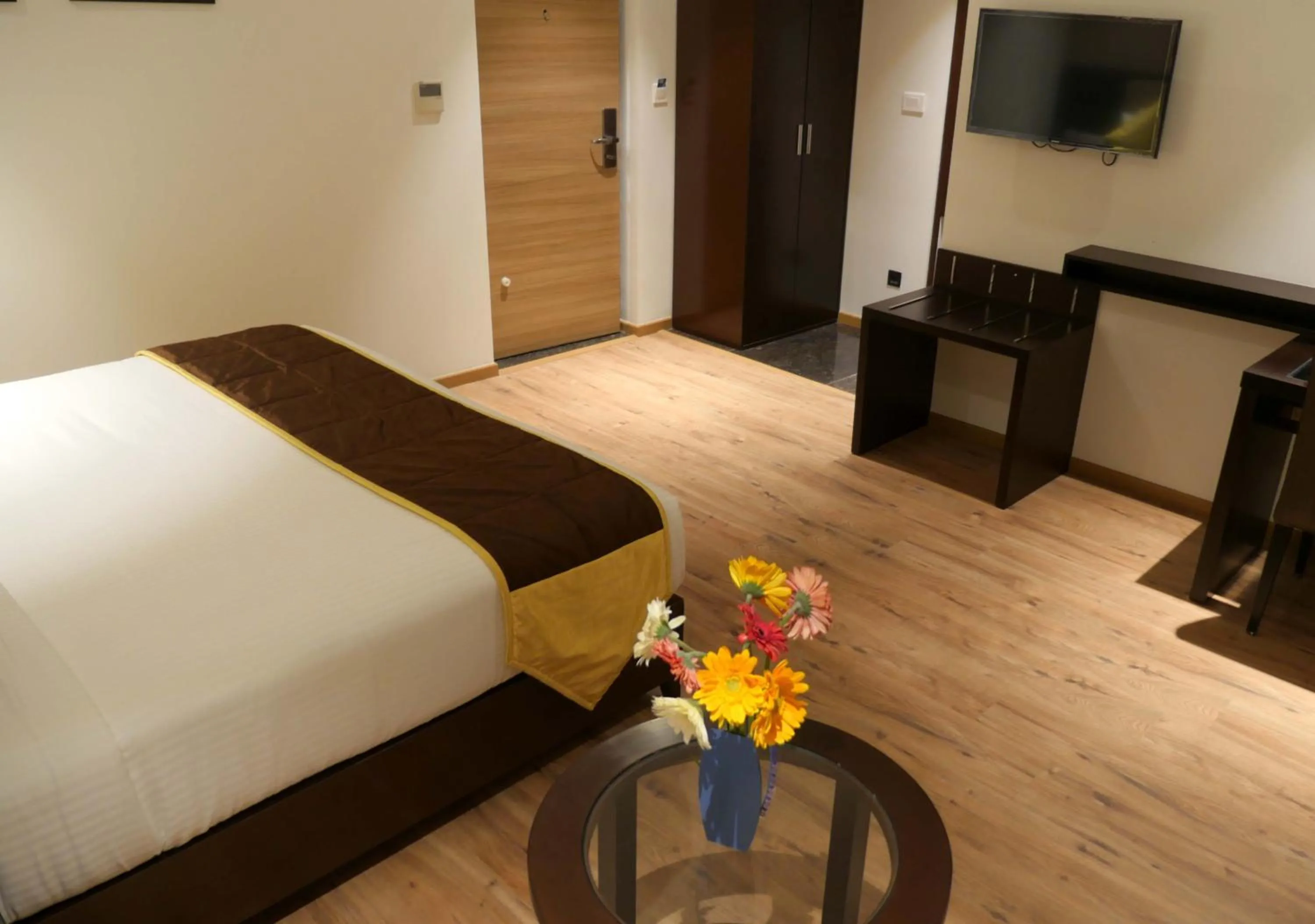 Bed in ASR Parklane, A Bergamont Hotel - Hosur
