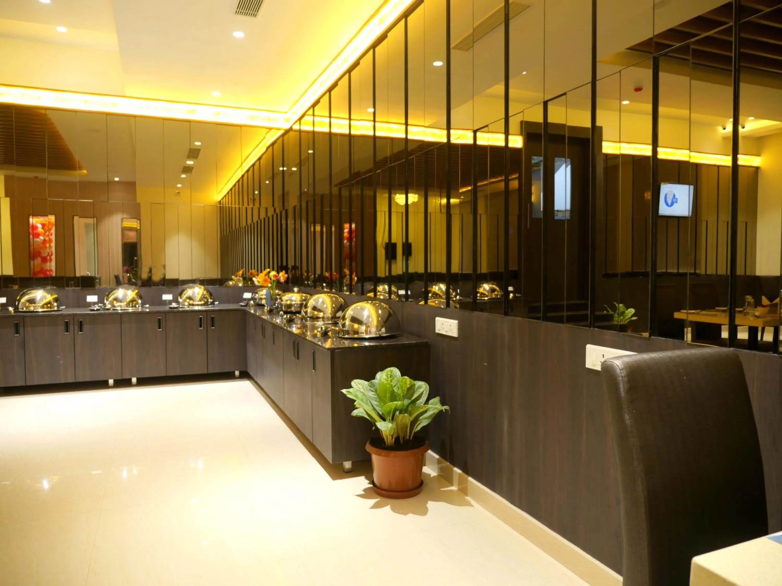 Restaurant/places to eat in ASR Parklane, A Bergamont Hotel - Hosur