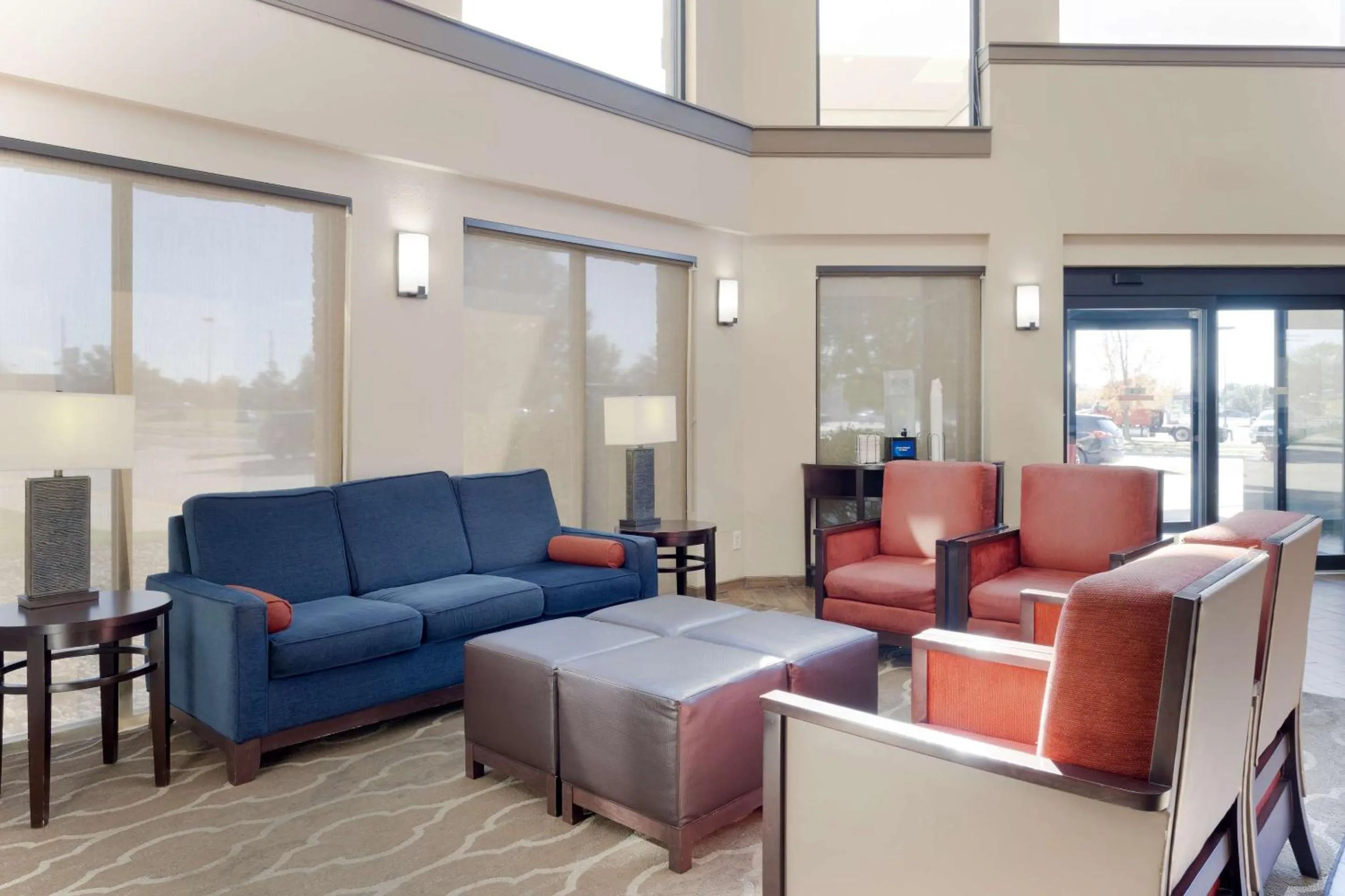 Lobby or reception in Comfort Inn & Suites Wichita Northeast