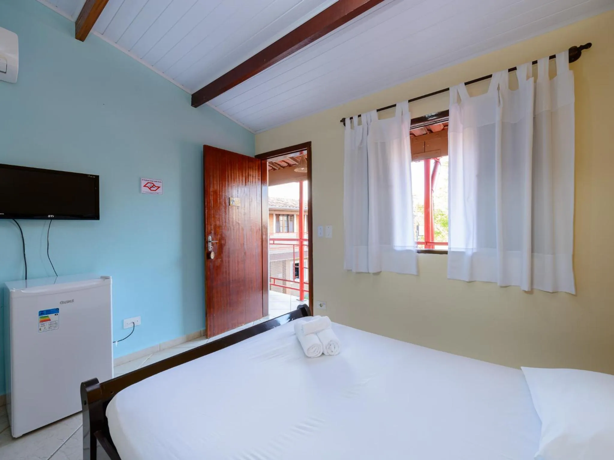 Photo of the whole room, Bed in Pousada Morada da Prainha