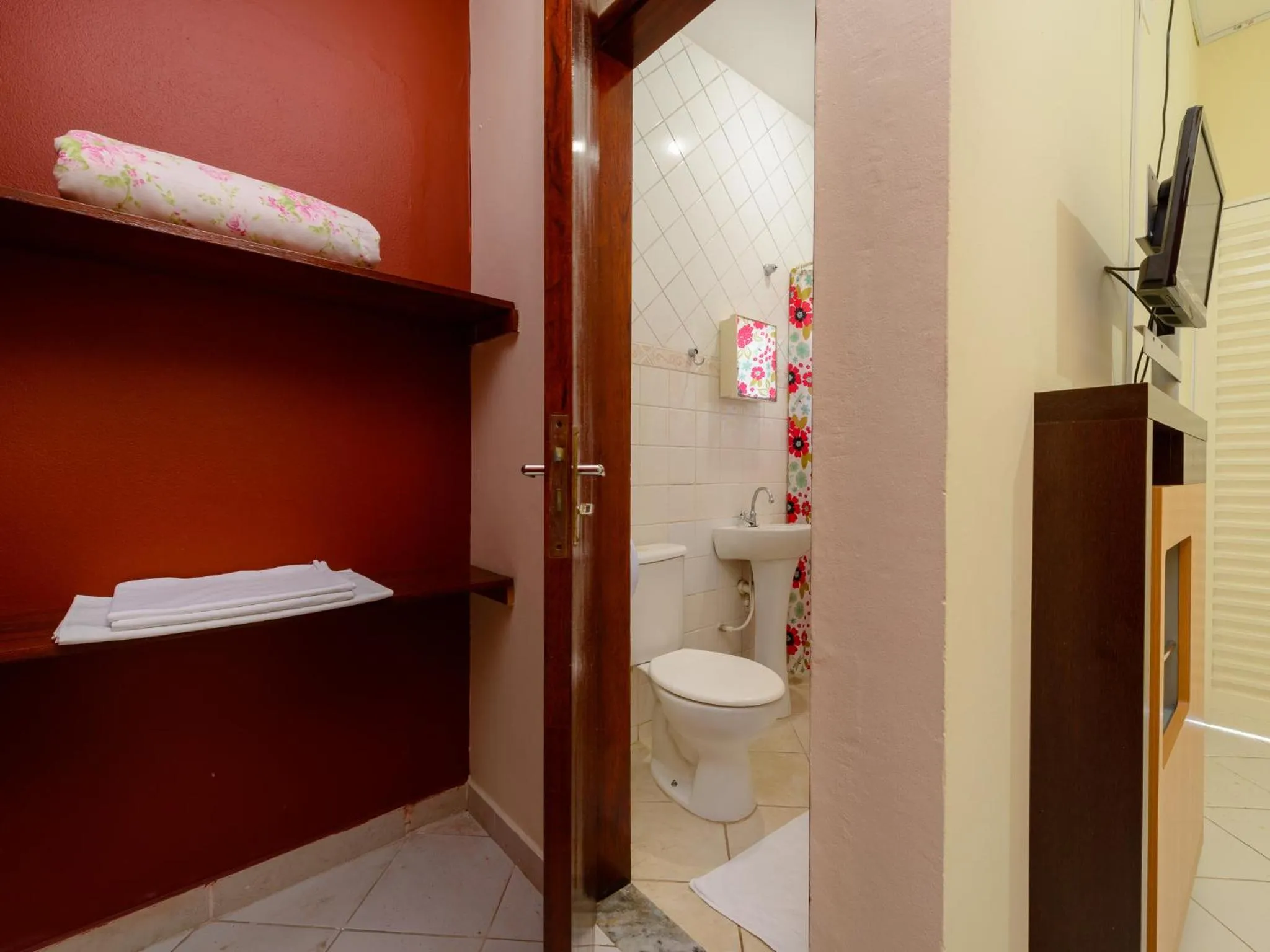 Photo of the whole room in Pousada Morada da Prainha