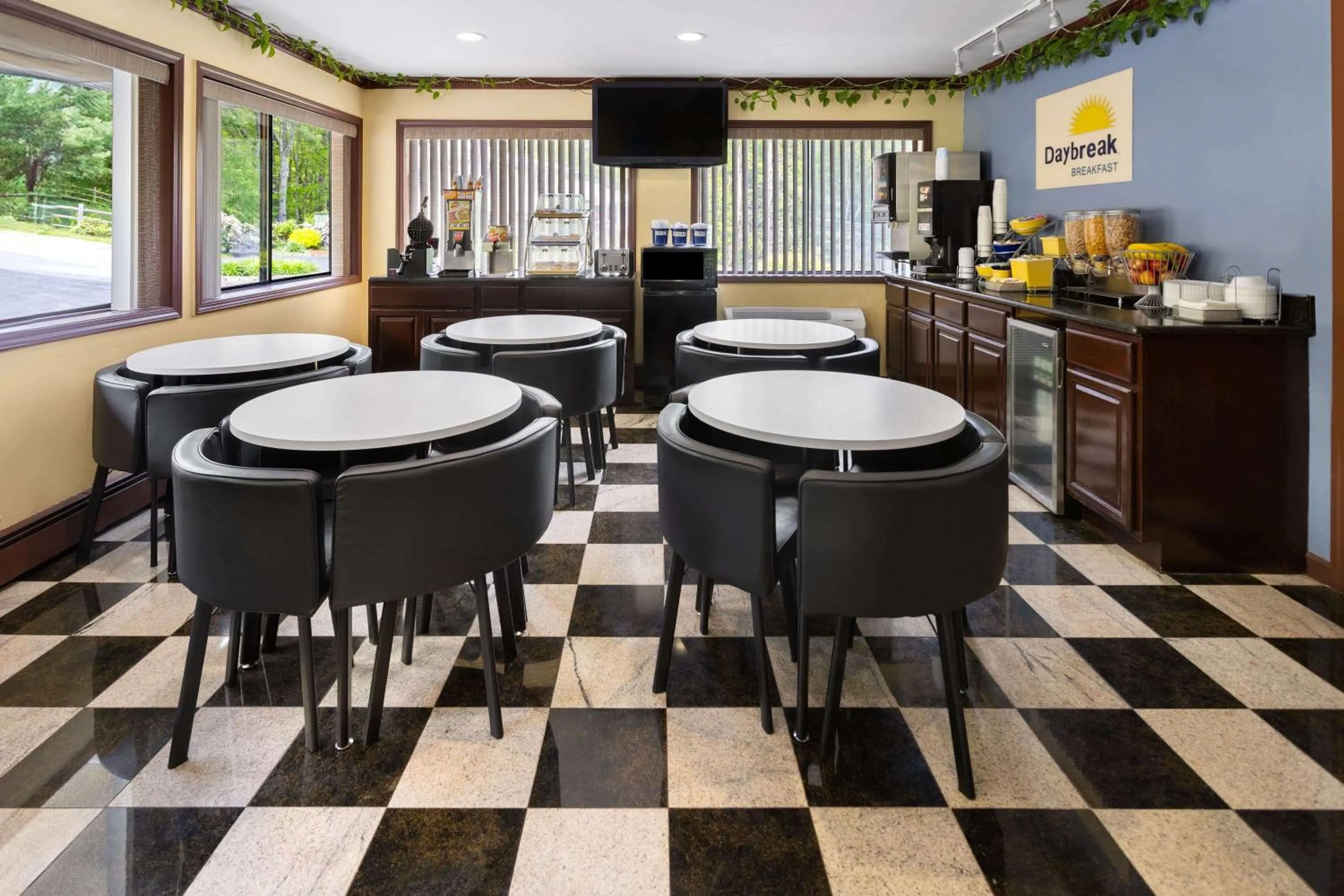 Breakfast in Days Inn by Wyndham Wurtsboro