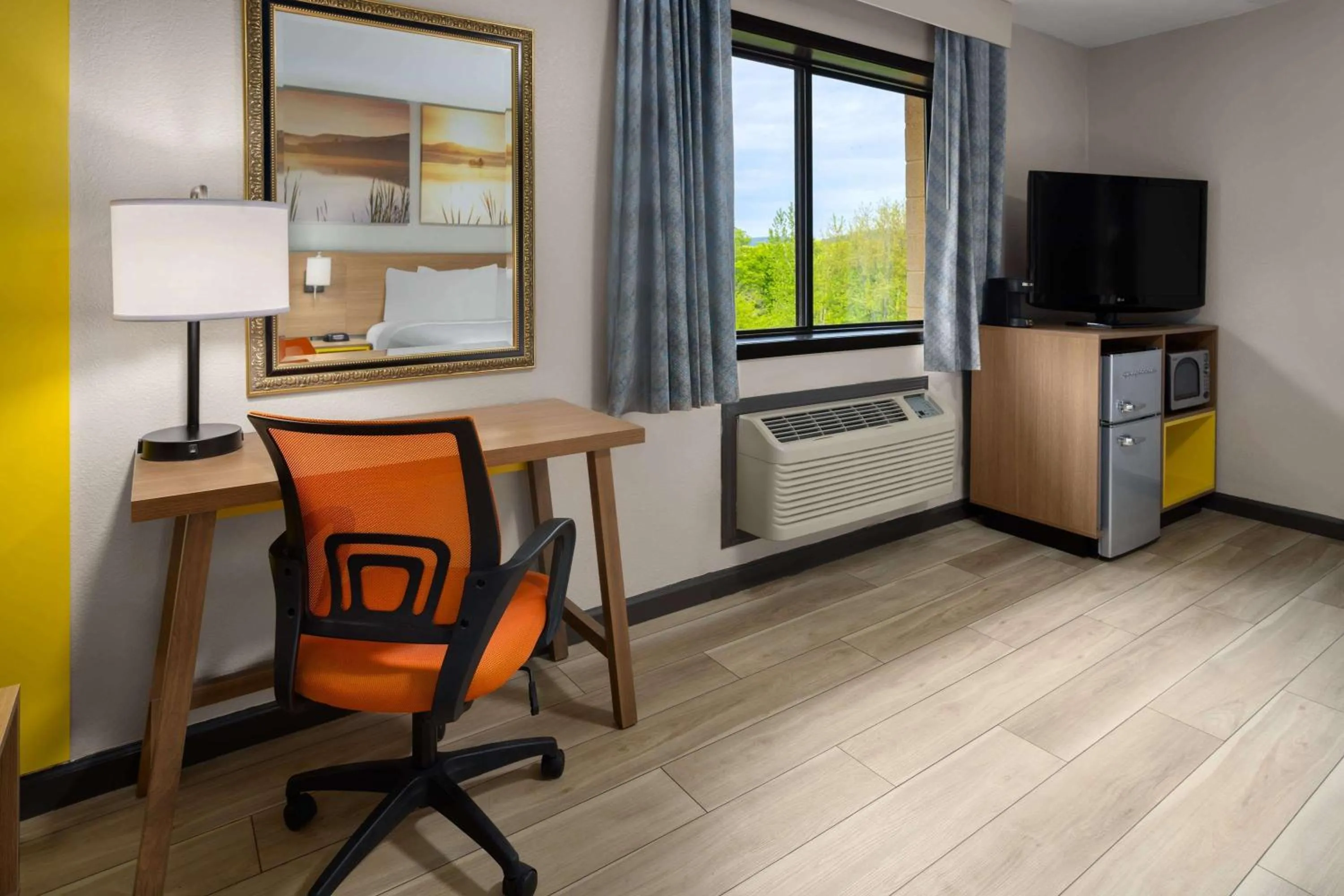 Photo of the whole room in Days Inn by Wyndham Wurtsboro