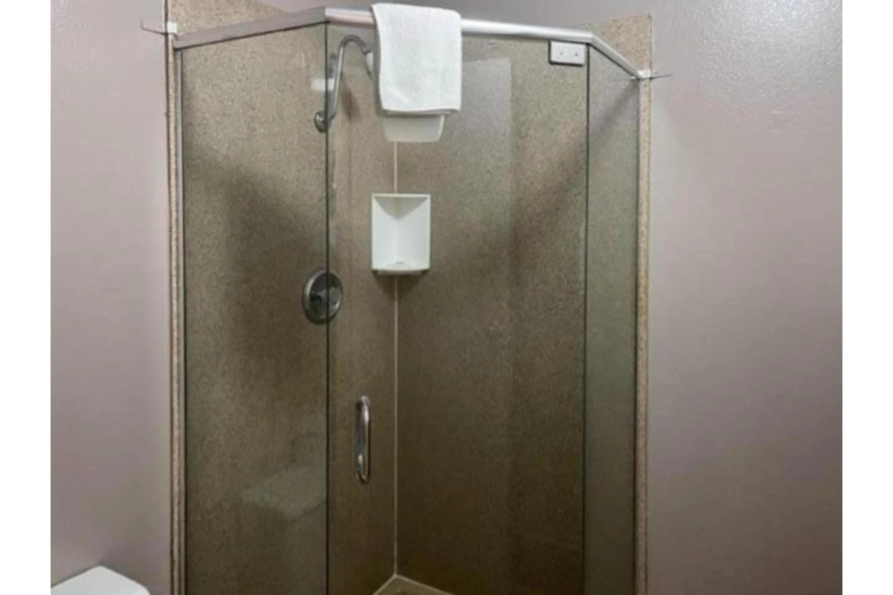 Bathroom in Motel 6 Riviera Beach FL