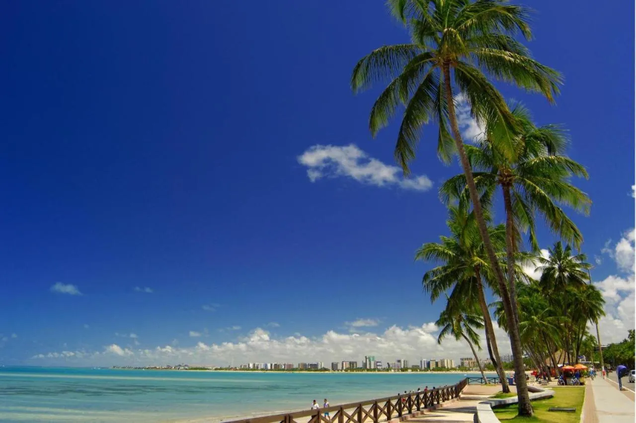 Beach in Hotel Suítes Flat Maceió - Hotel Ritz Suítes AP 631