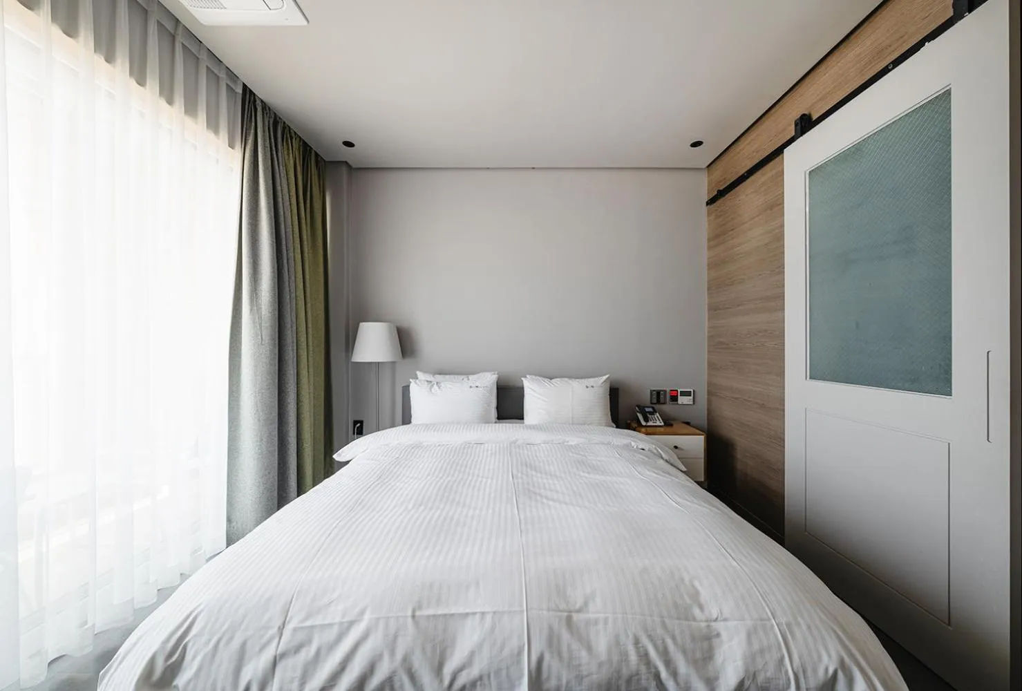 Bed in Daynice hotel