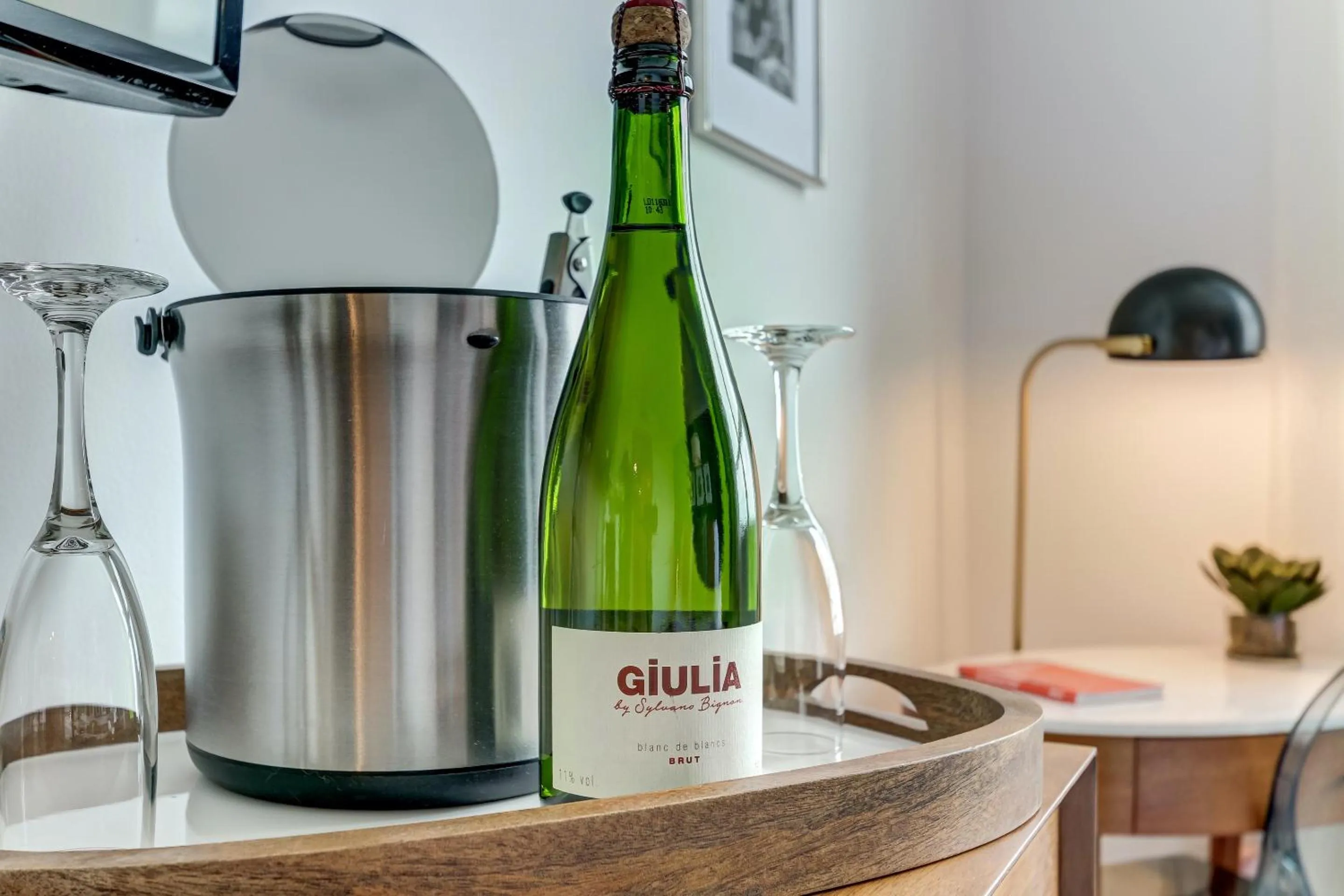 Alcoholic drinks in iCoconutGrove - Luxurious Vacation Rentals in Coconut Grove