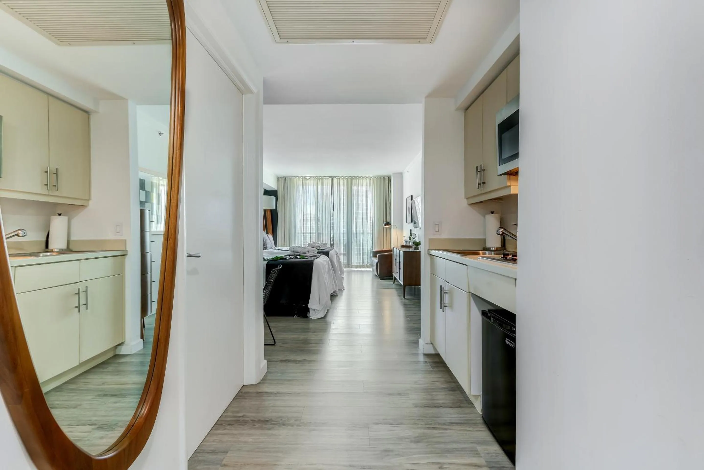 iCoconutGrove - Luxurious Vacation Rentals in Coconut Grove