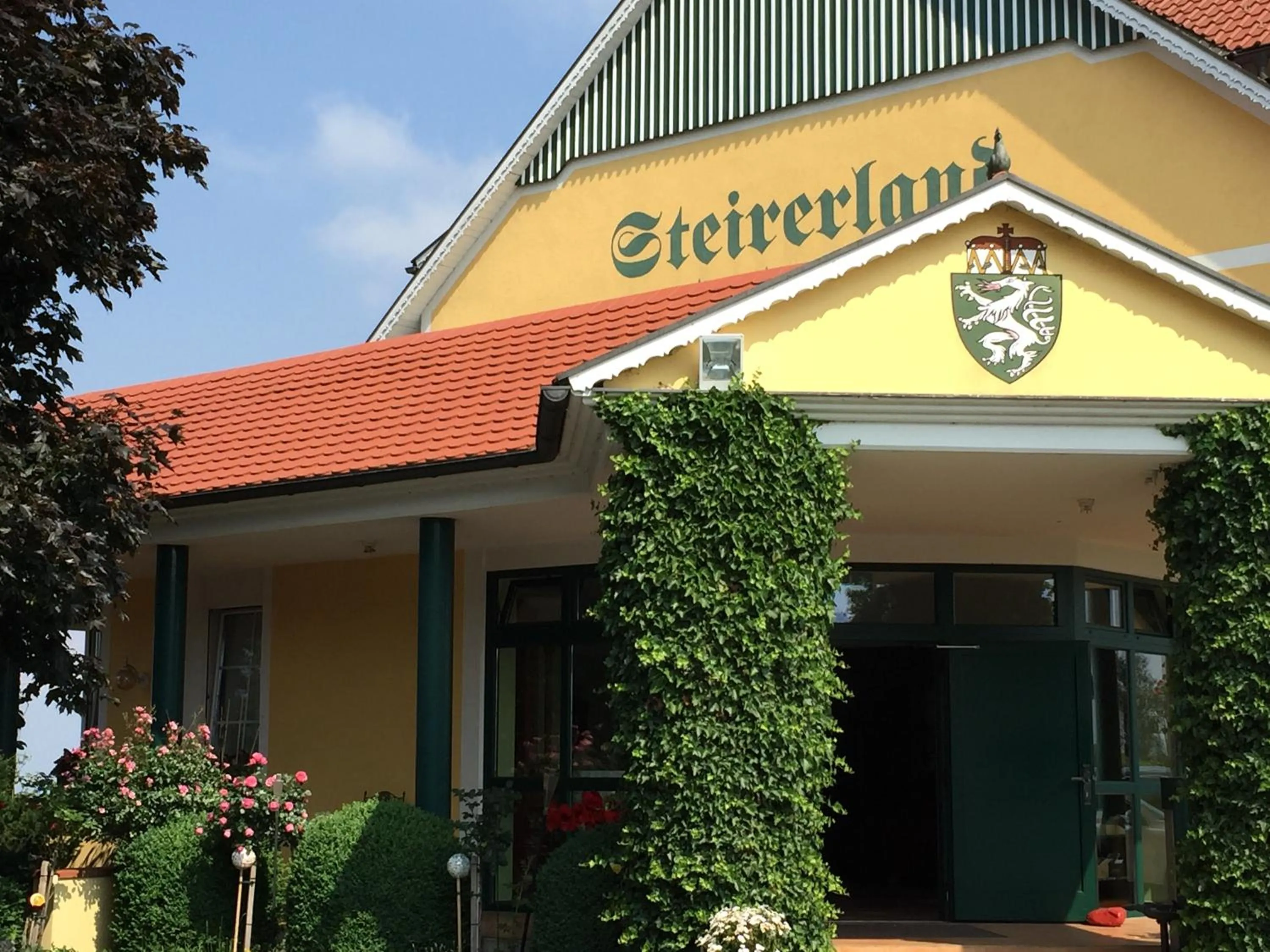 Facade/entrance in Panoramahotel Steirerland