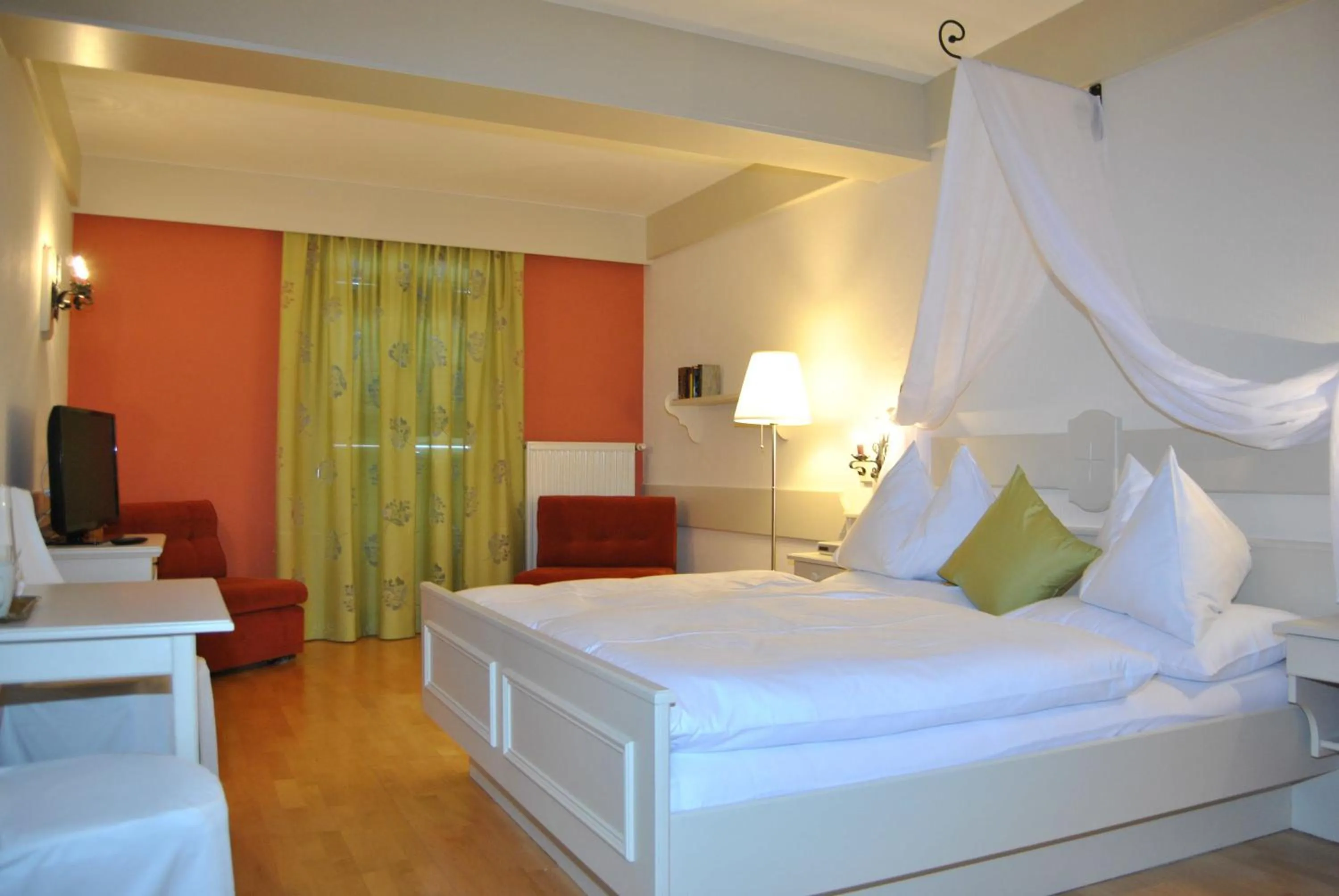 Photo of the whole room, Bed in Panoramahotel Steirerland