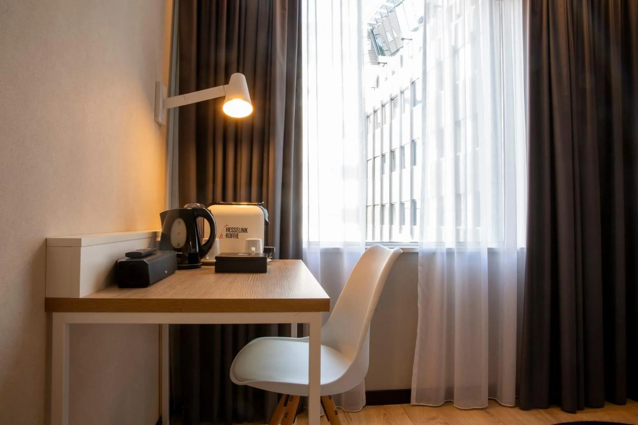 Bedroom in Holiday Inn - the niu, Dairy Haarlem