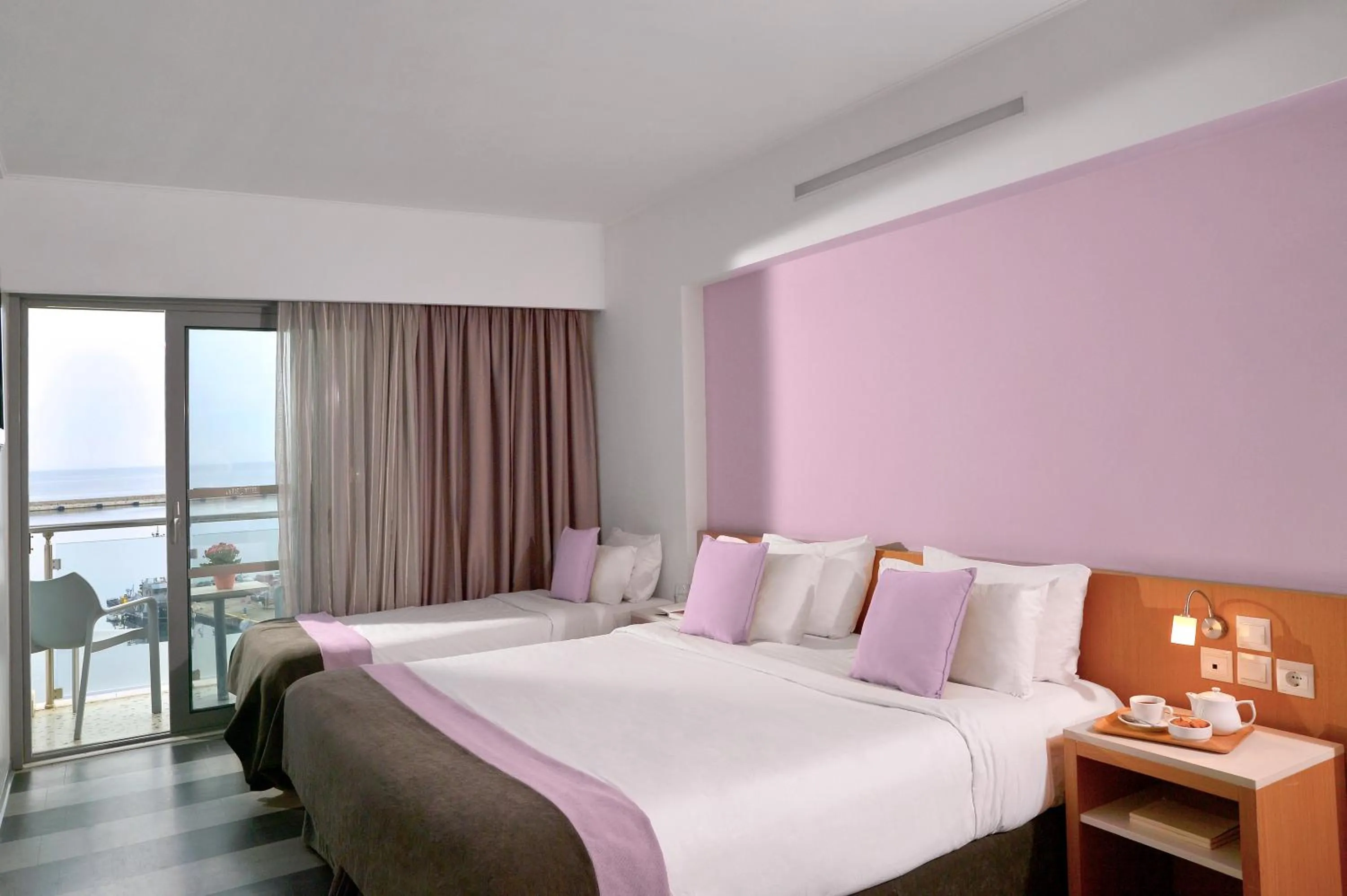 Bed in Airotel Galaxy