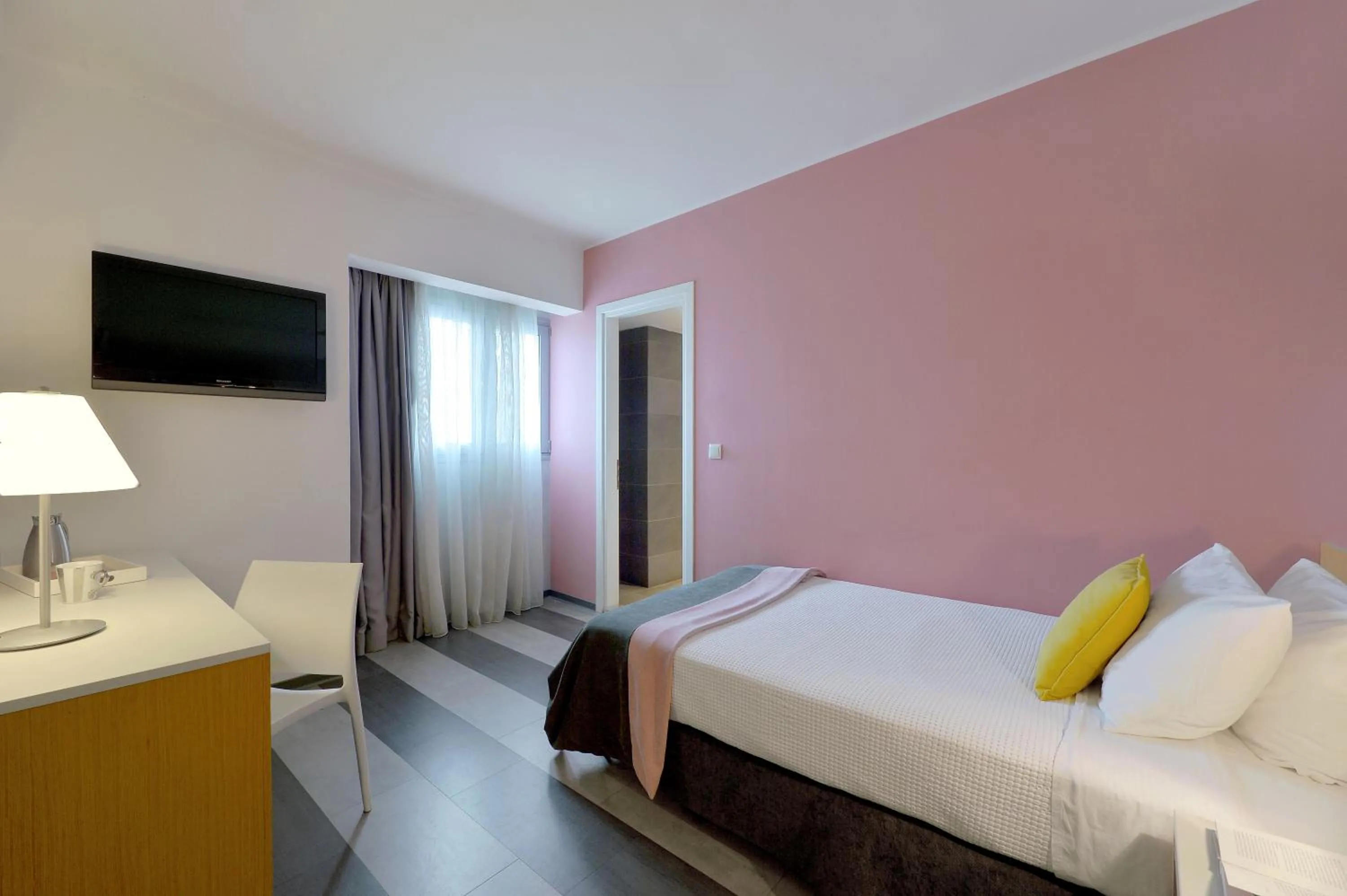 Bed in Airotel Galaxy