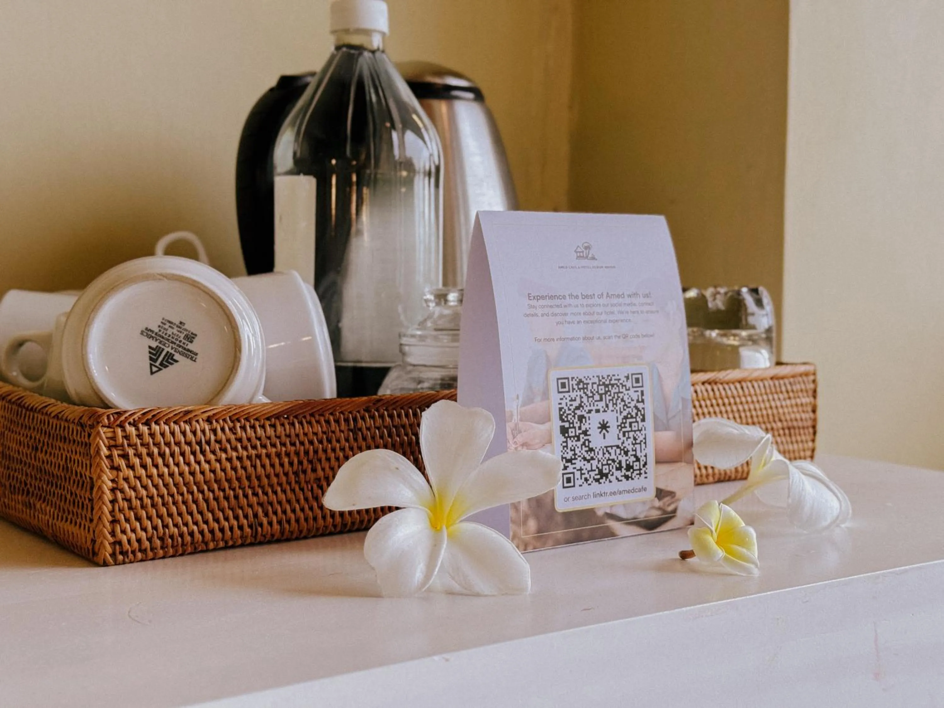 Coffee/tea facilities in Amed Cafe & Hotel Kebun Wayan