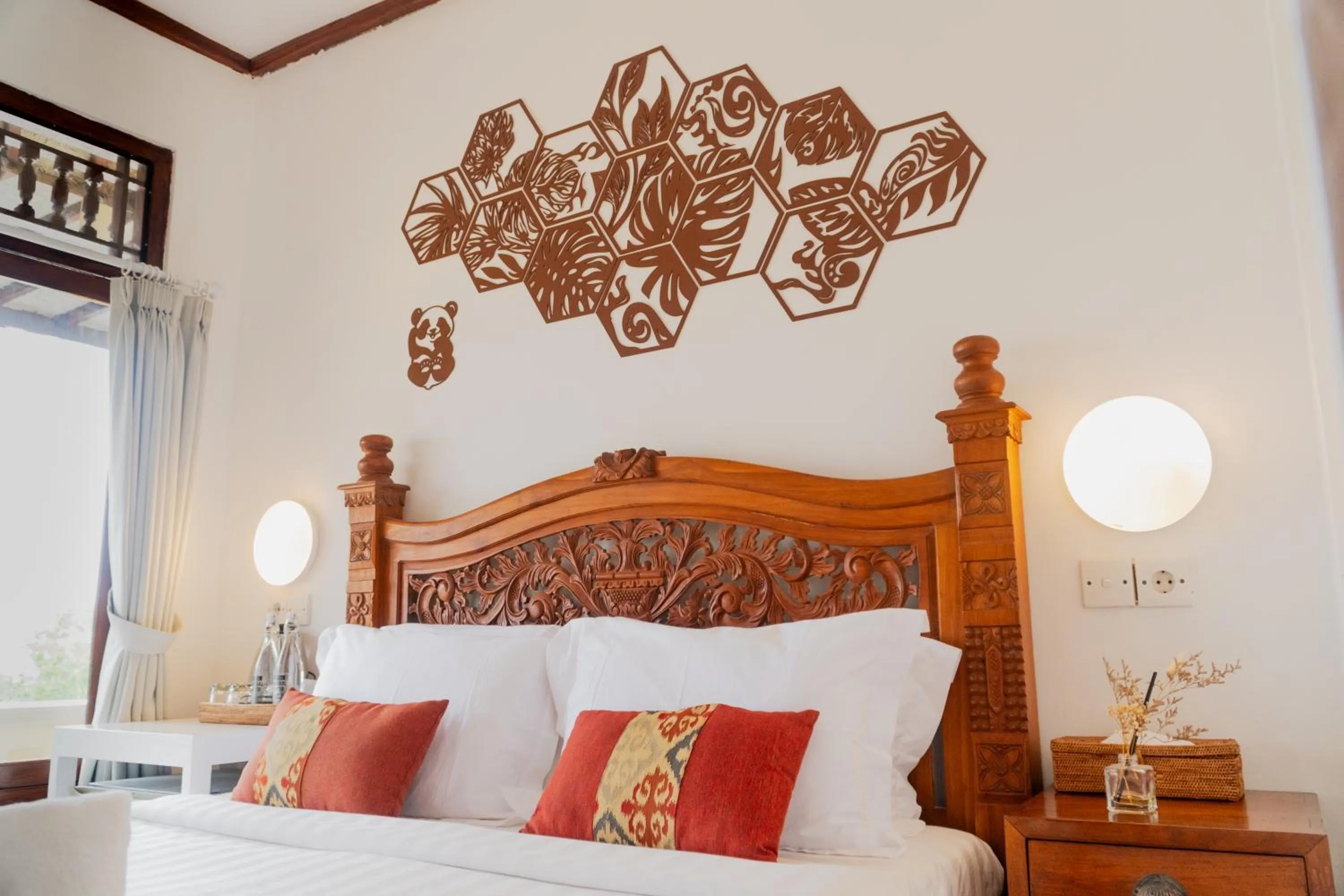 Bed in Amed Cafe & Hotel Kebun Wayan