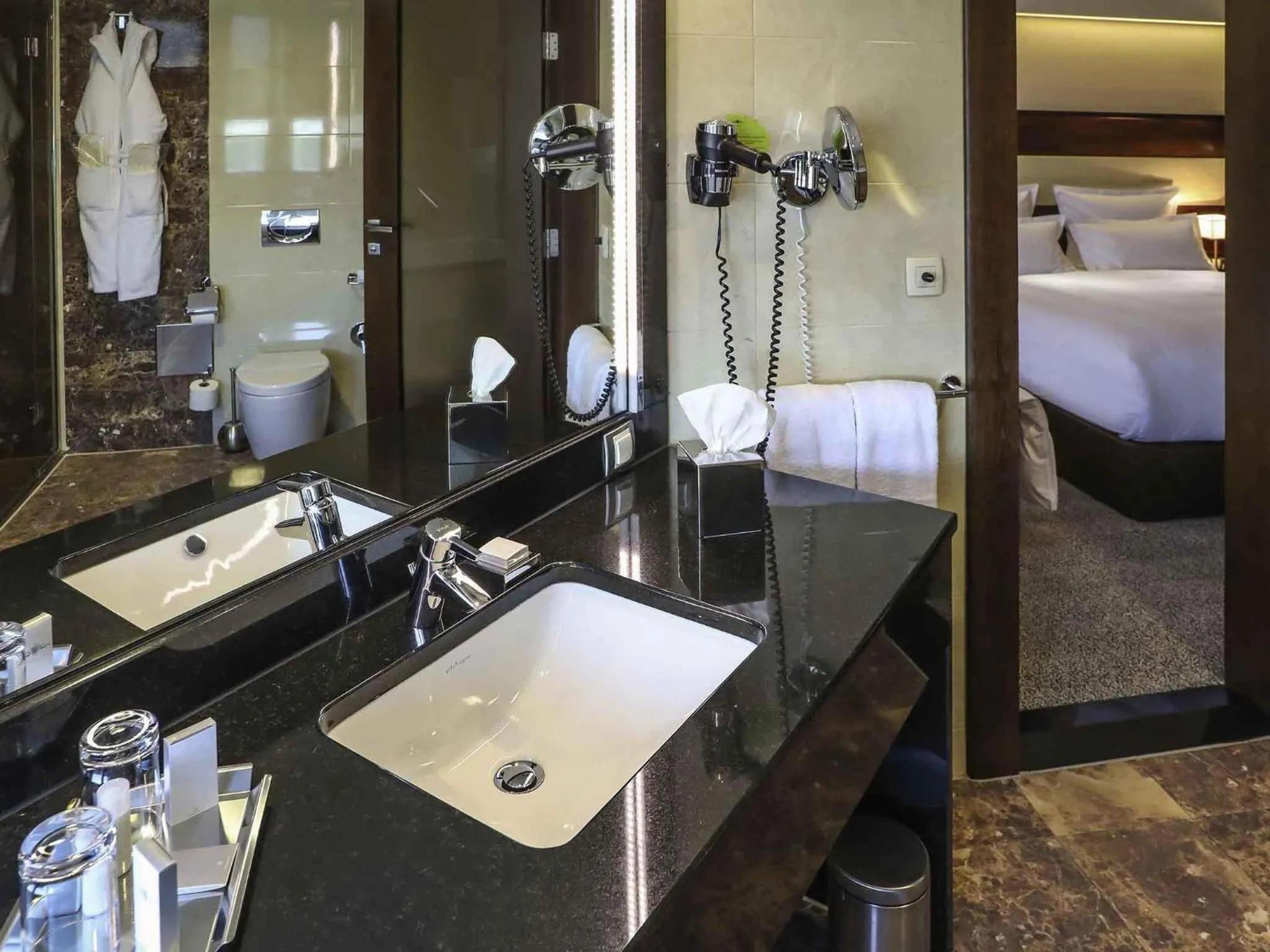 Bedroom, Bed in Movenpick hotel Sarajevo