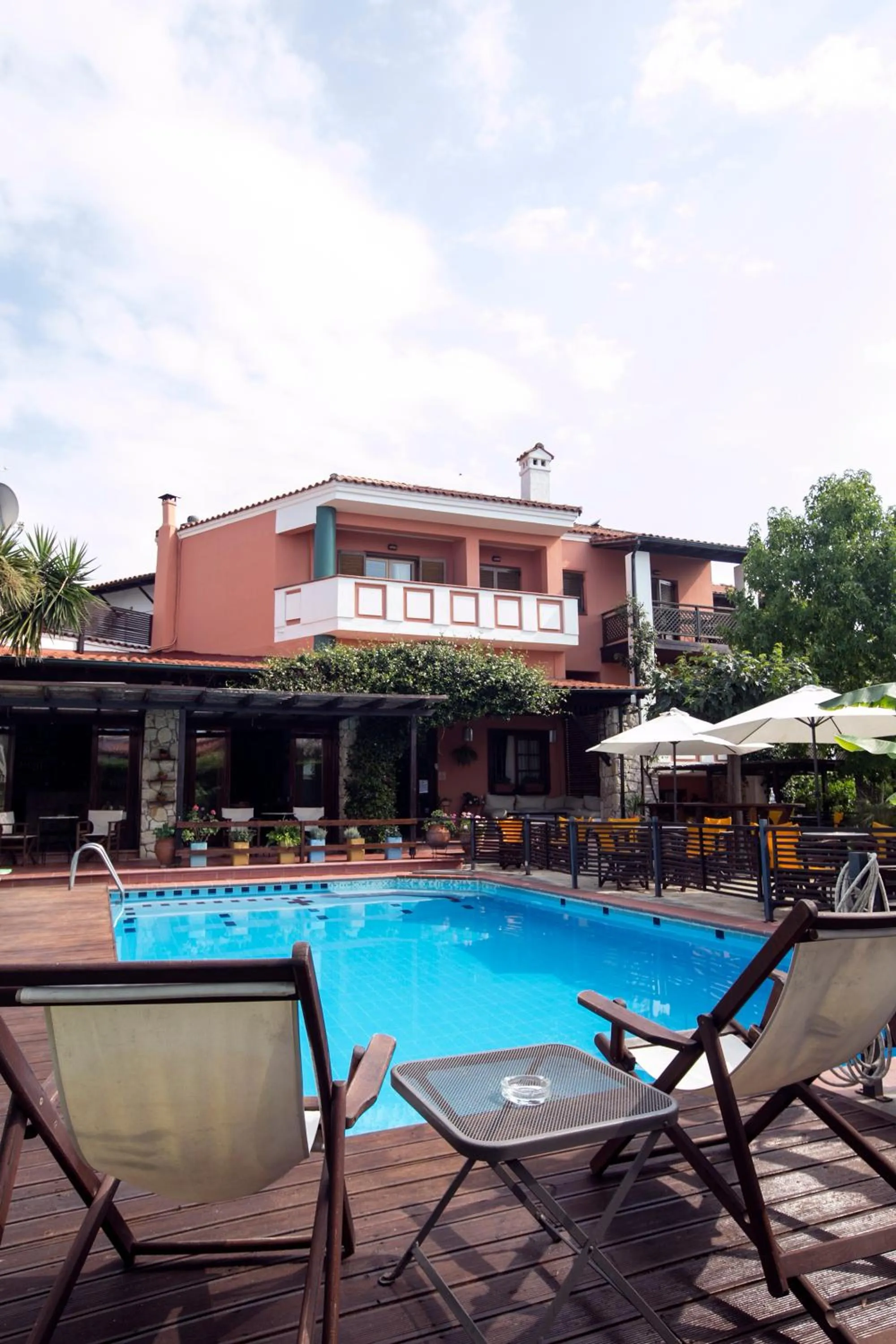 Swimming pool in Ammon Garden Hotel