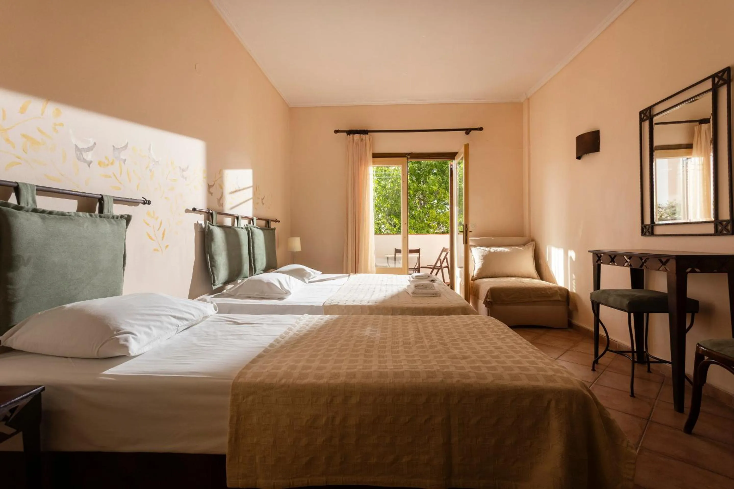 Bed in Ammon Garden Hotel