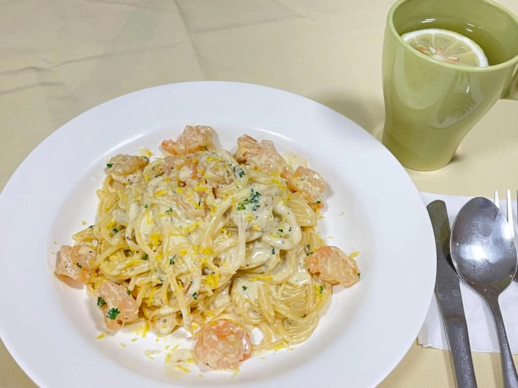 Lunch in Magnificent International Hotel