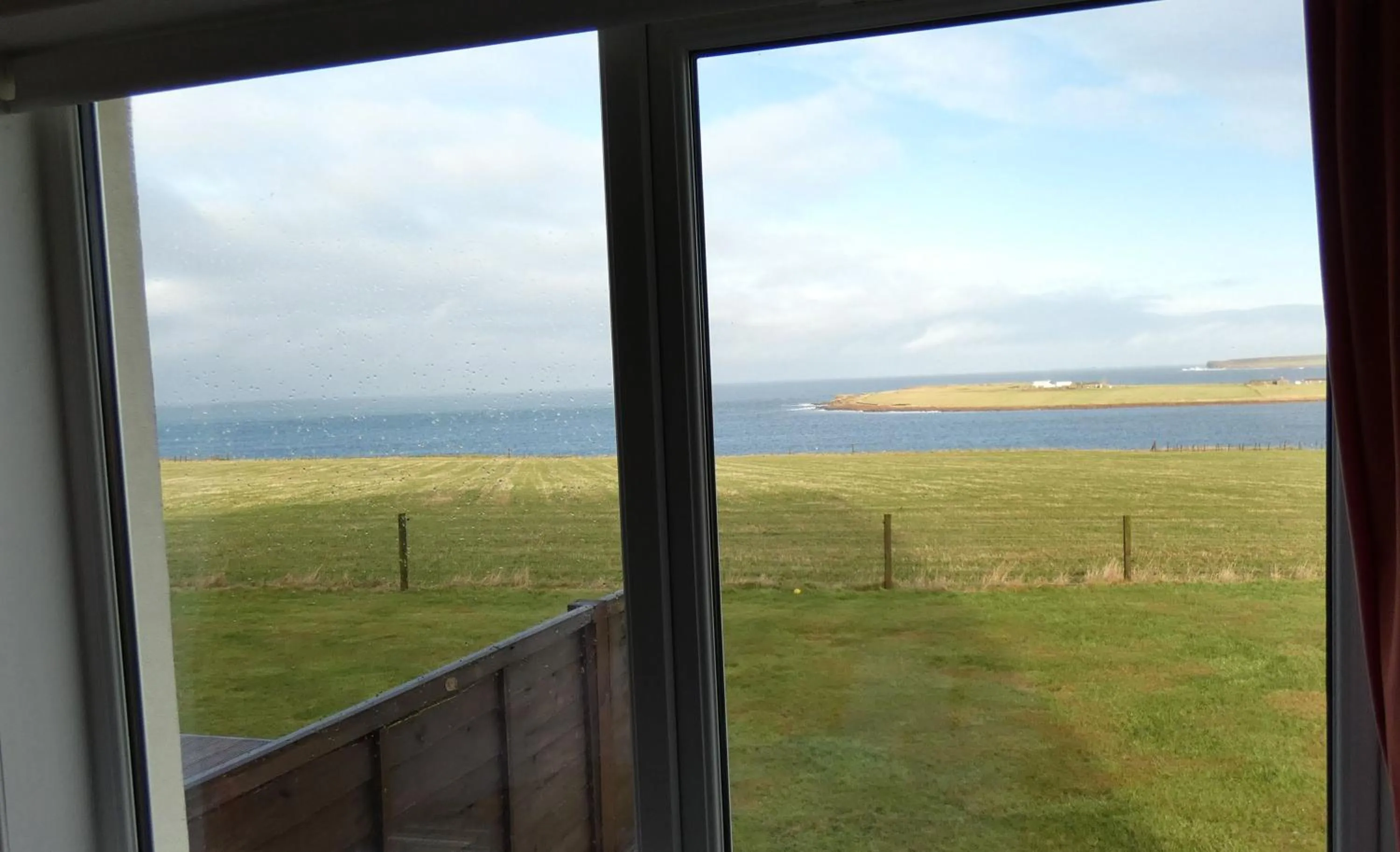 Sea view in Braeswick B&B