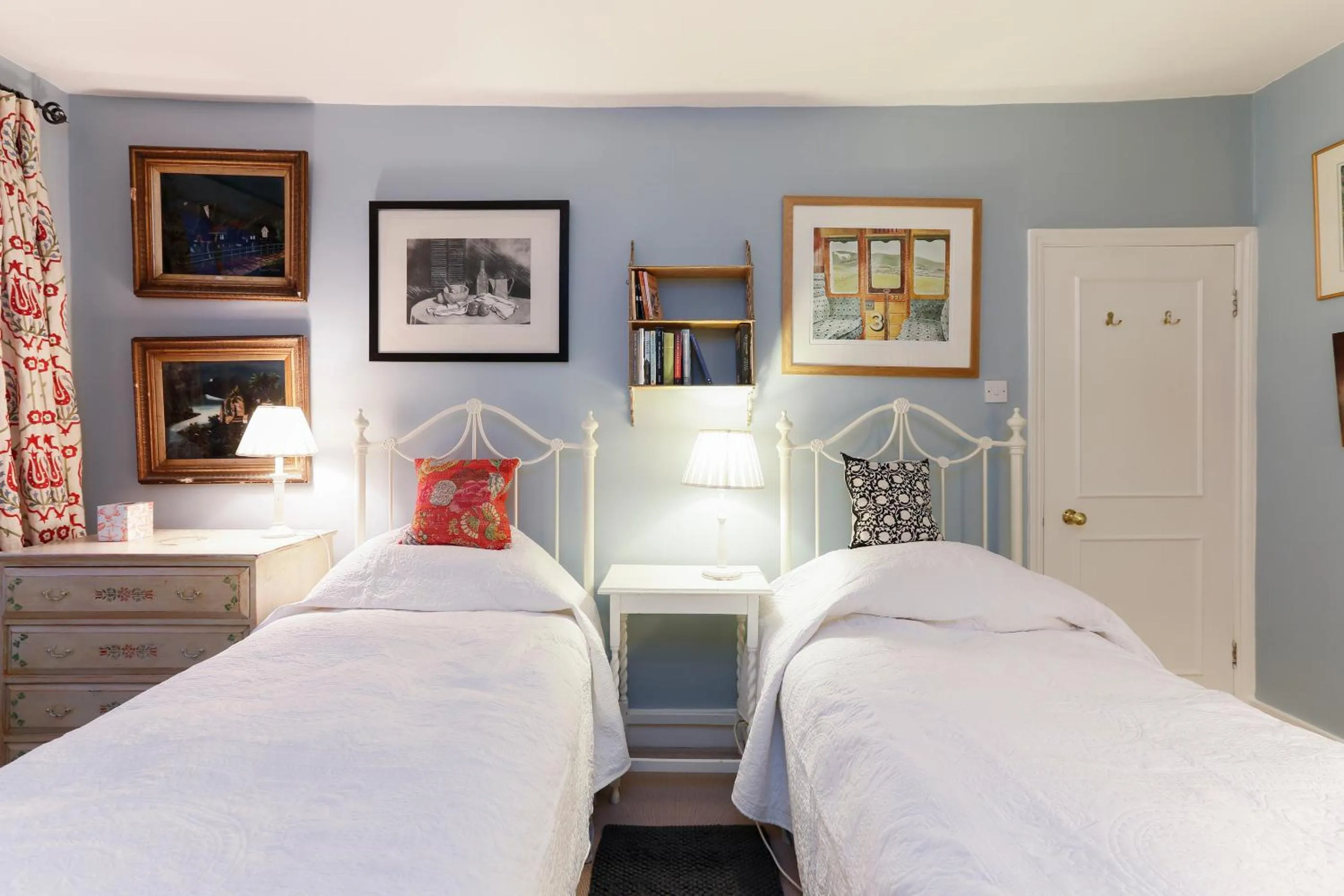 Bedroom, Bed in Attractive Chelsea apartment for four