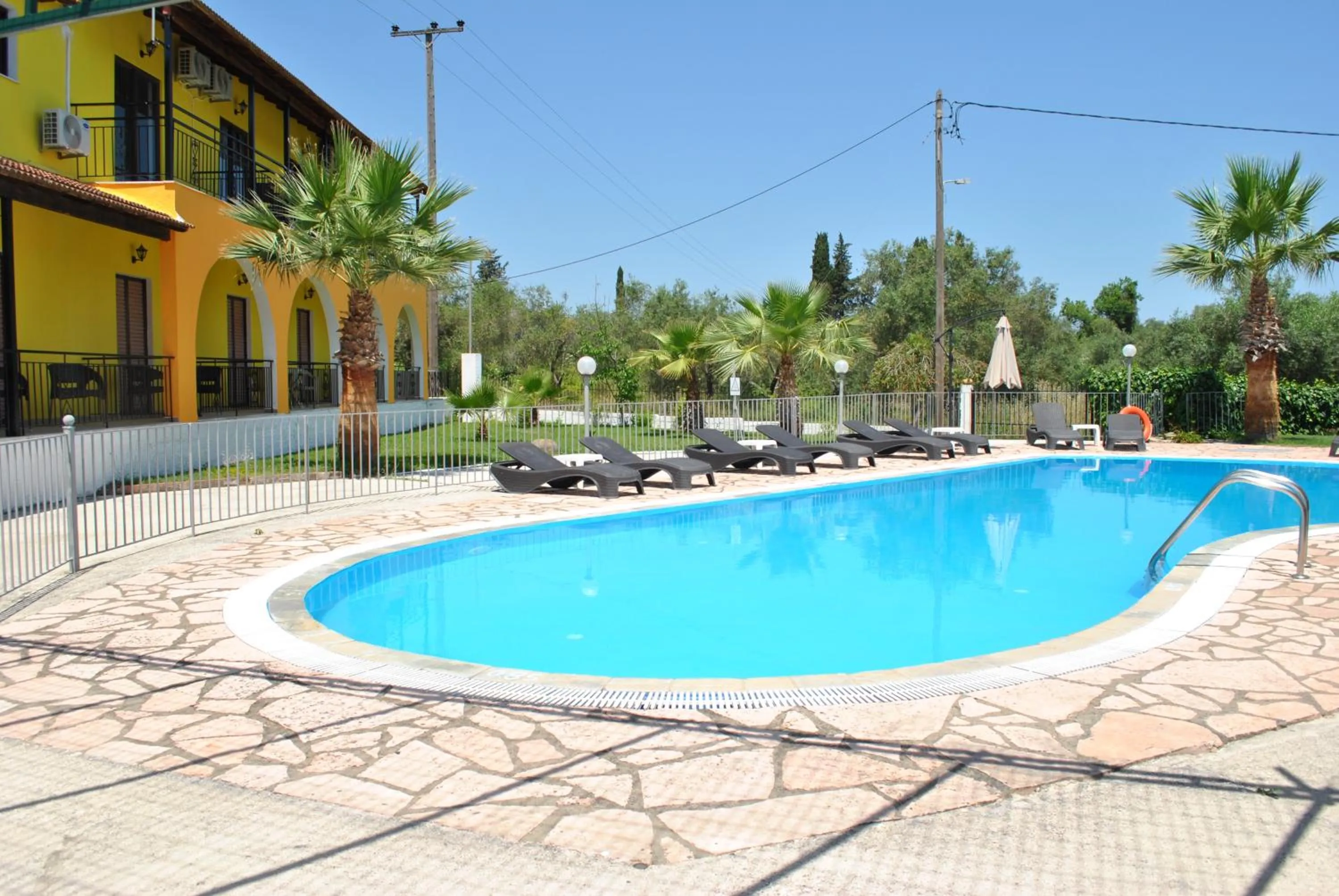 Swimming pool in Palmyra Studios
