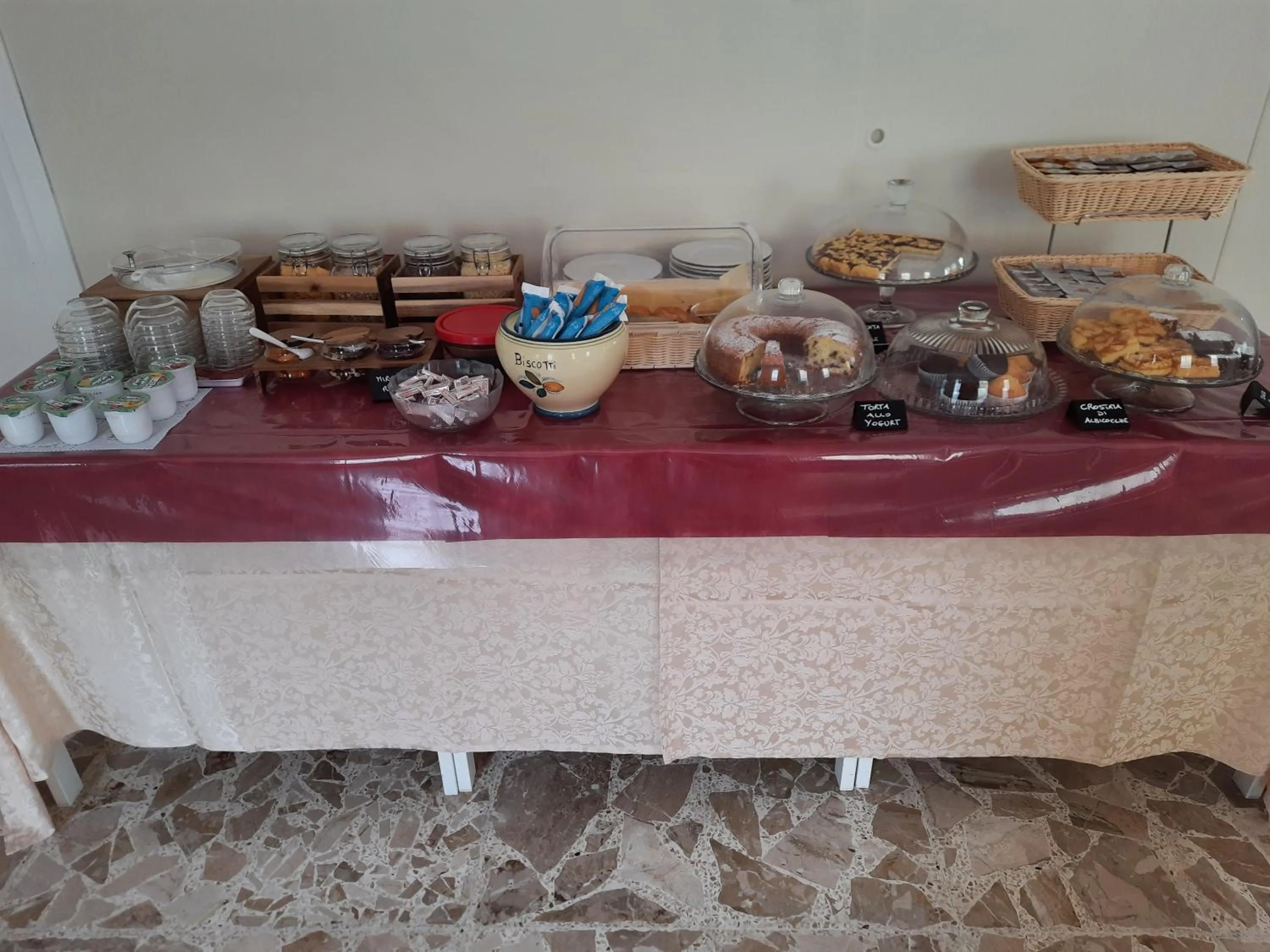 Buffet breakfast in Hotel Barbiani