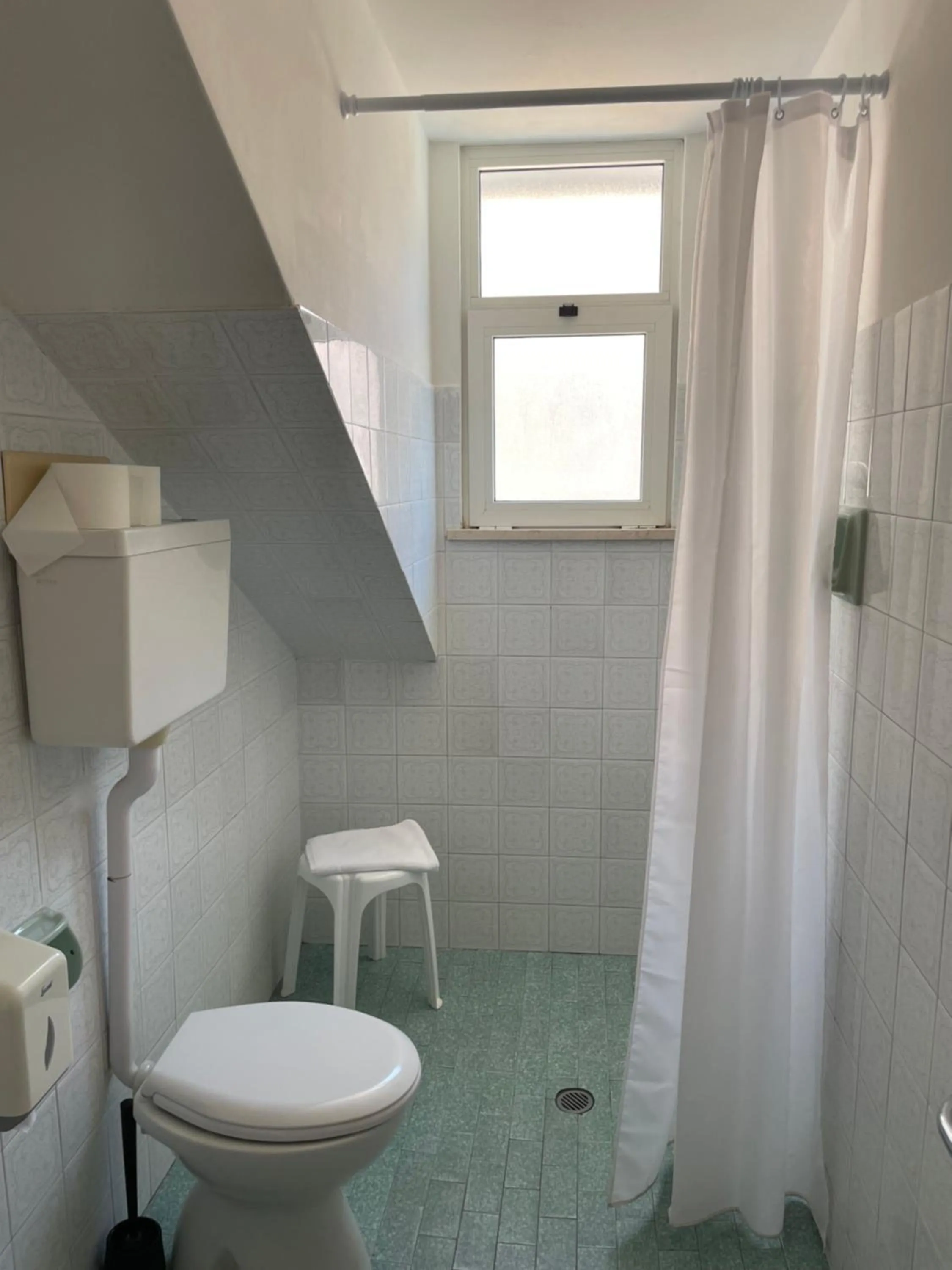 Shower in Hotel Barbiani