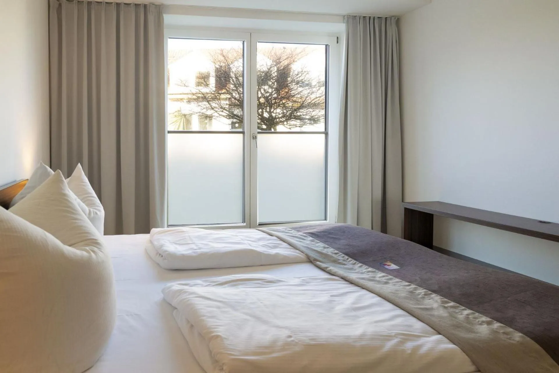 Bed in Strandhotel Dranske