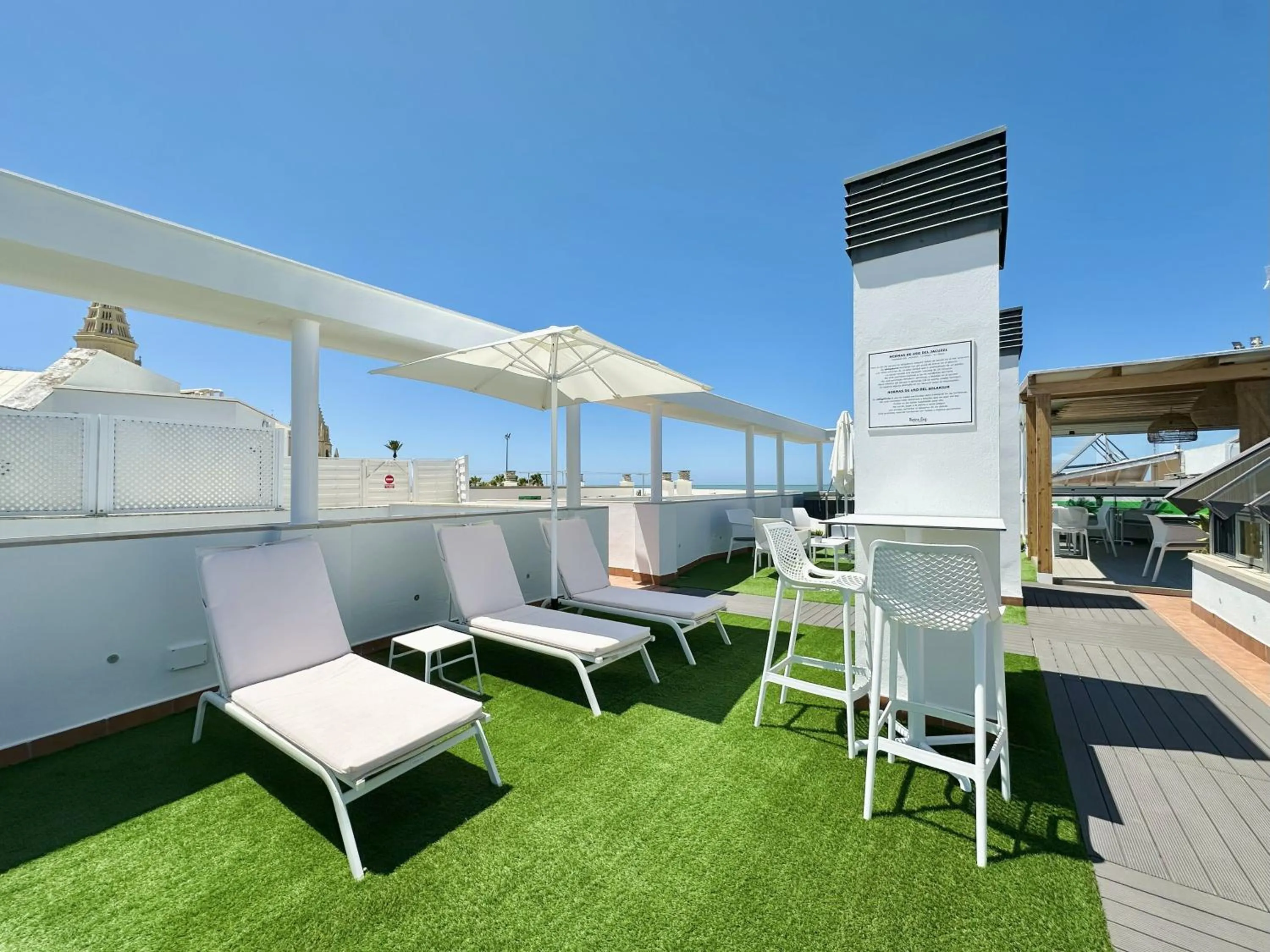 Solarium in Hotel Apartamentos Marina Luz