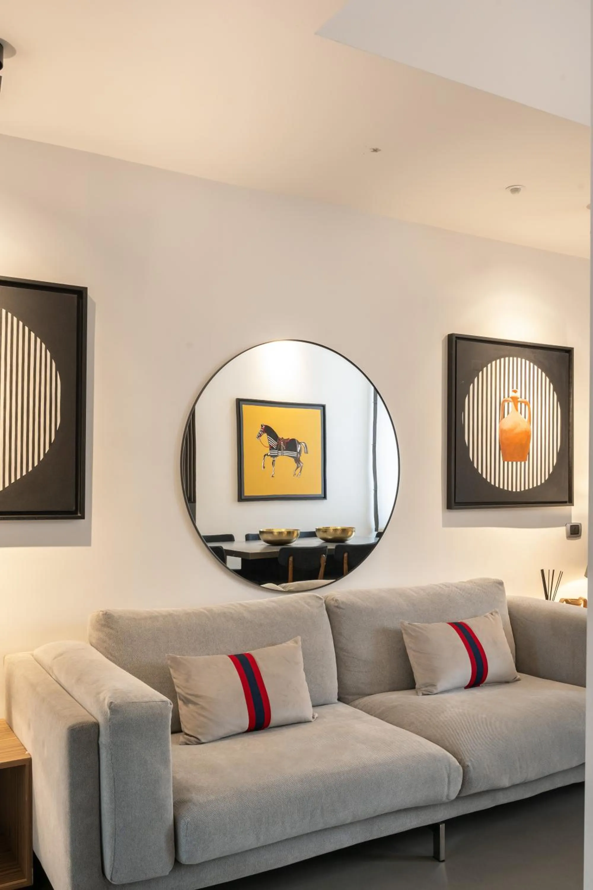 Decorative detail in Le Mummarelle