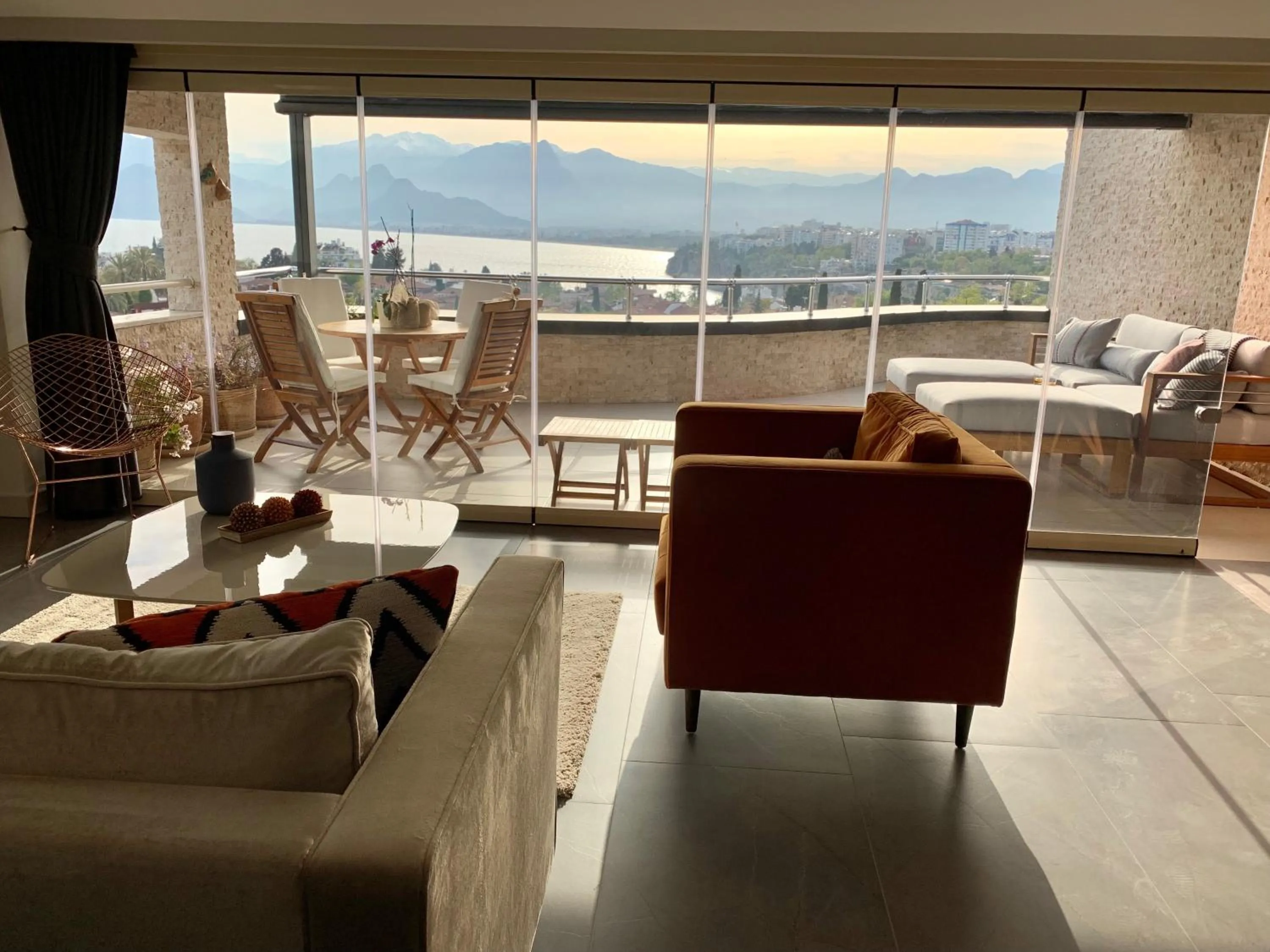 Deluxe Apartment in Arkk Homes