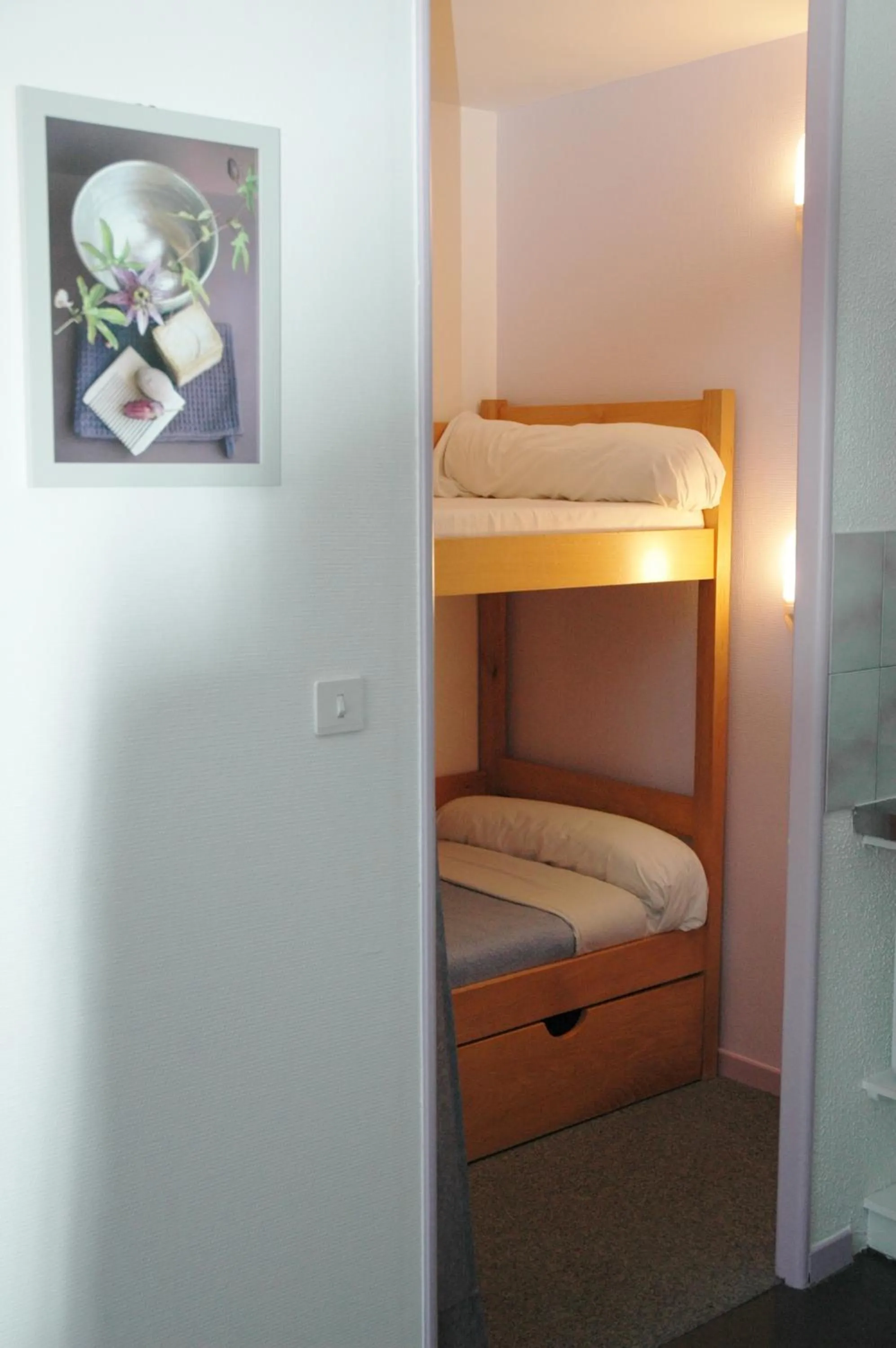 Bed in Appart Le Chili- Quartier thermal- Parc remarquable - Linge fourni