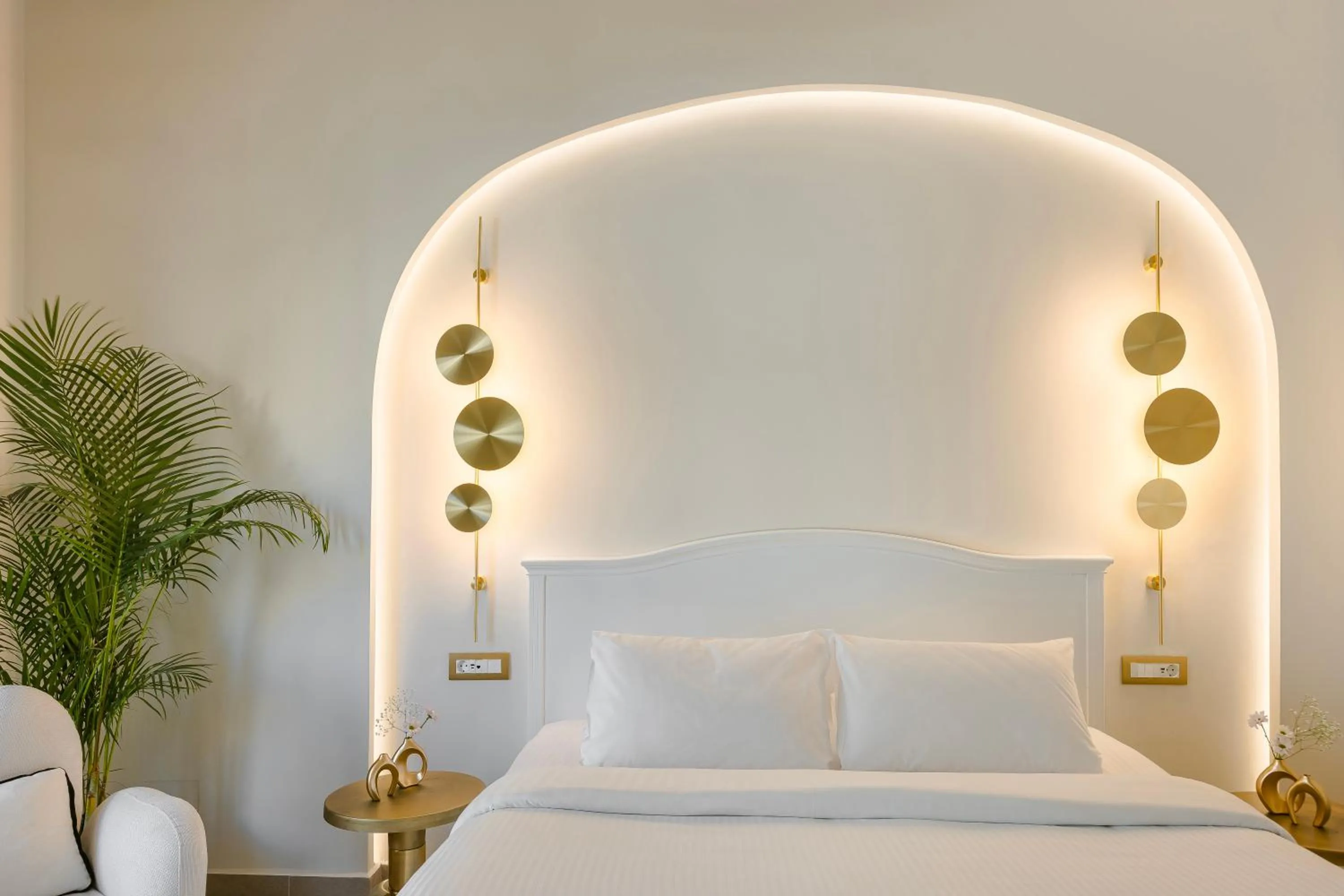 Bed in Alley Boutique Hotel and Spa