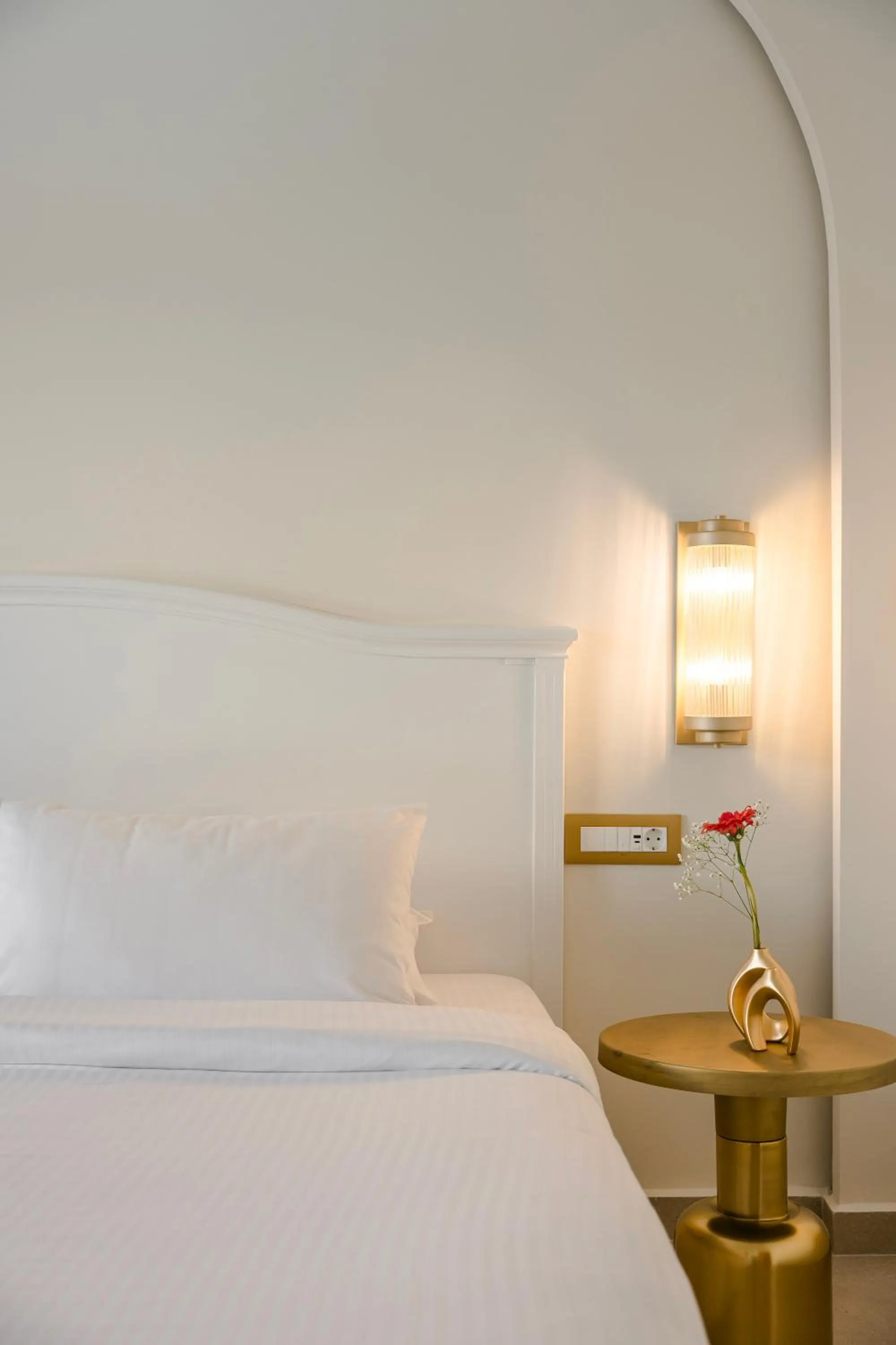 Bed in Alley Boutique Hotel and Spa