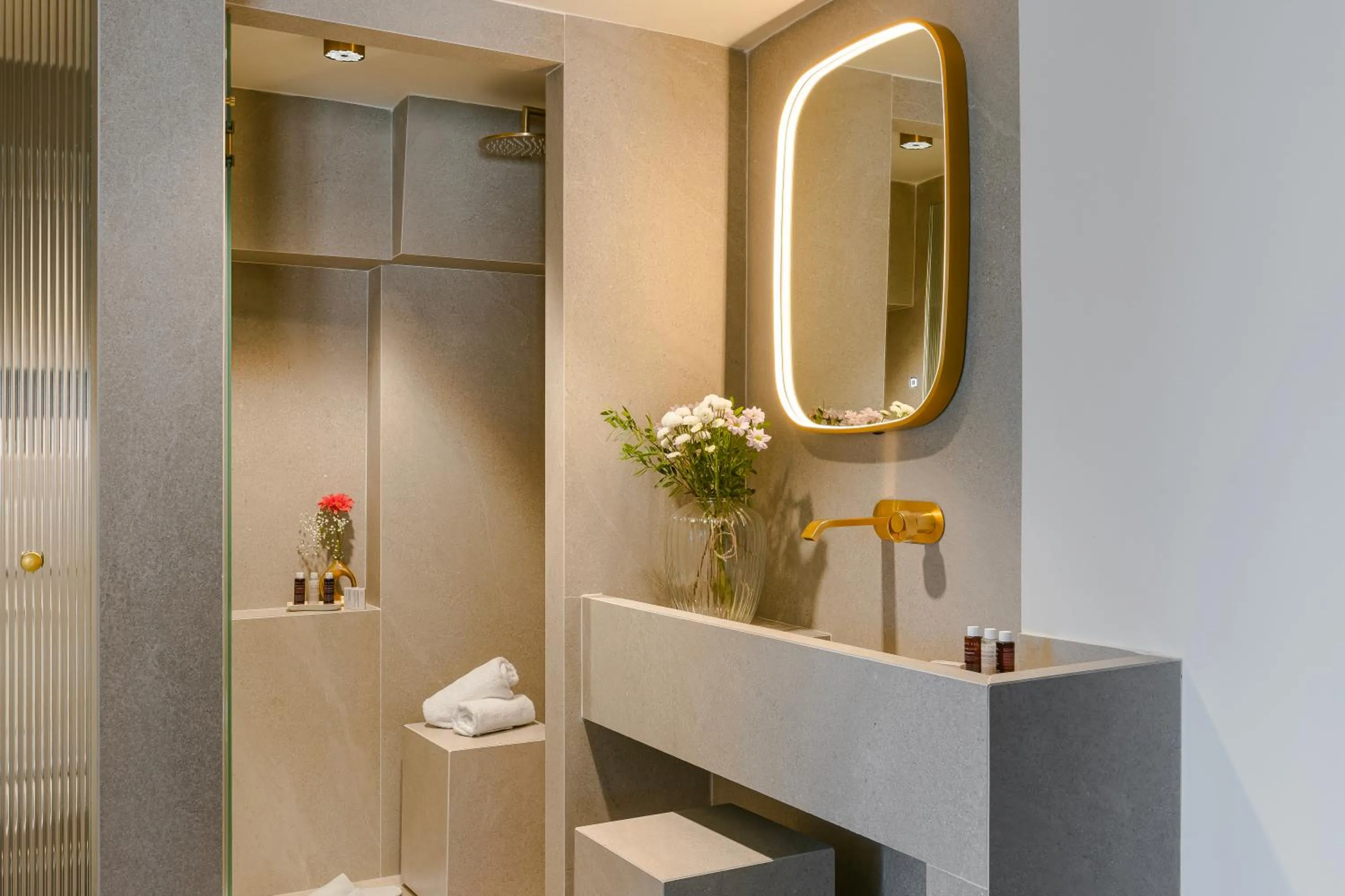 Alley Boutique Hotel and Spa