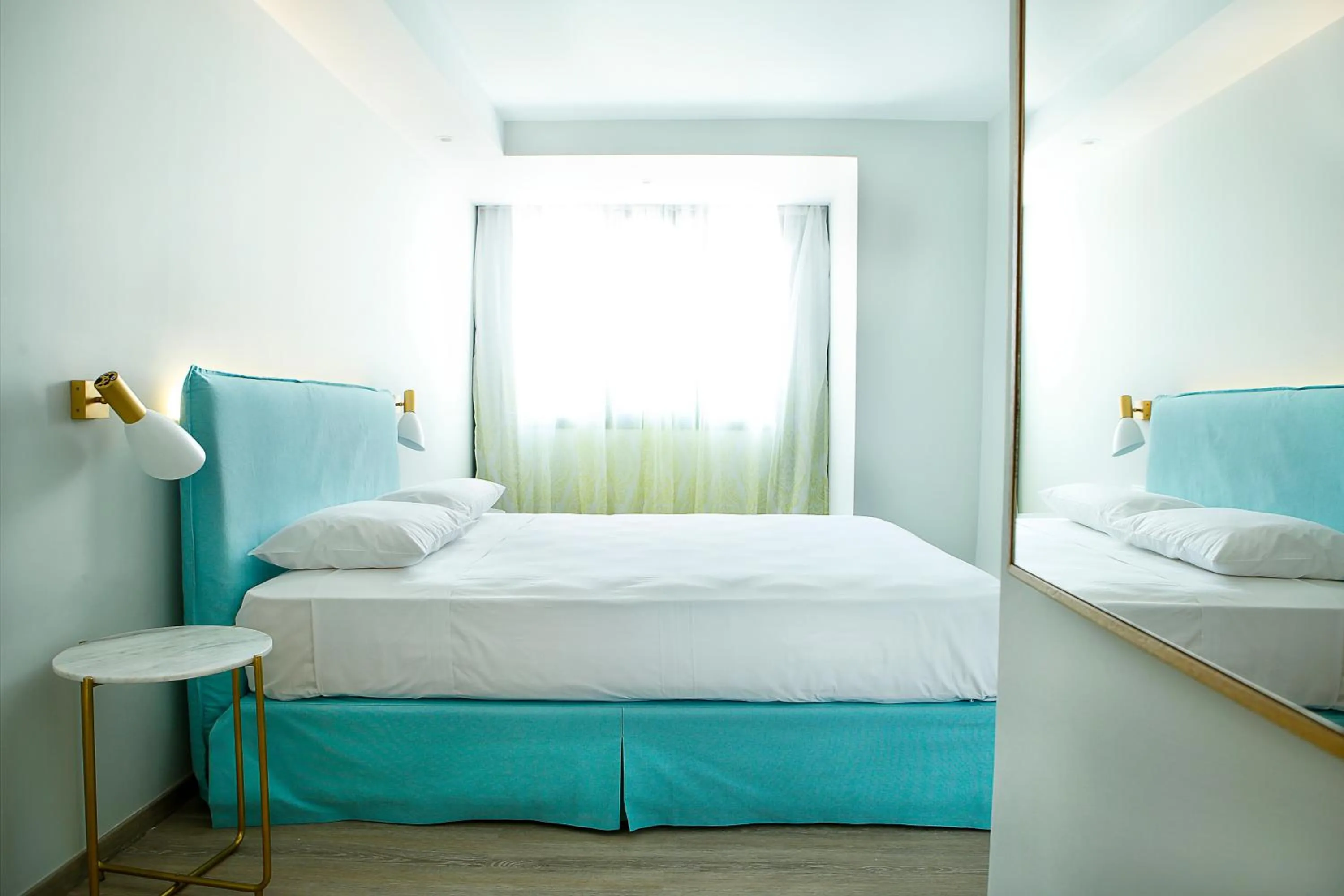 Bed in Alley Boutique Hotel and Spa