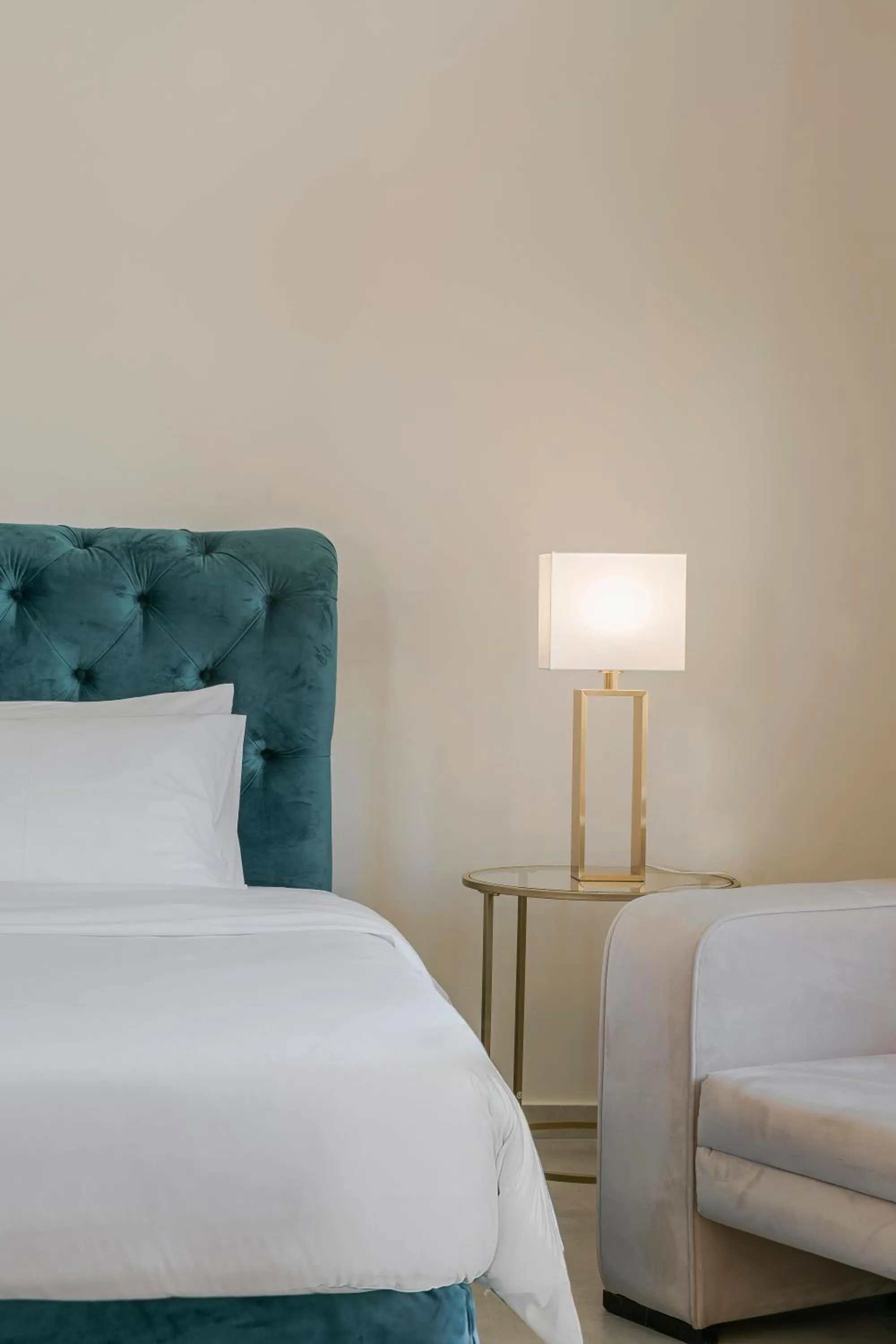 Bed in Alley Boutique Hotel and Spa