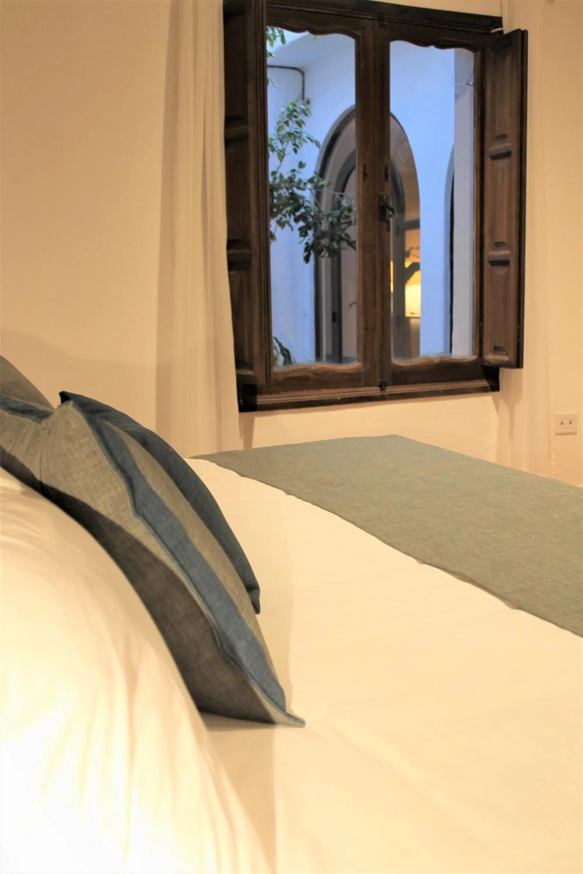 Photo of the whole room, Bed in Hotel Del Virrey