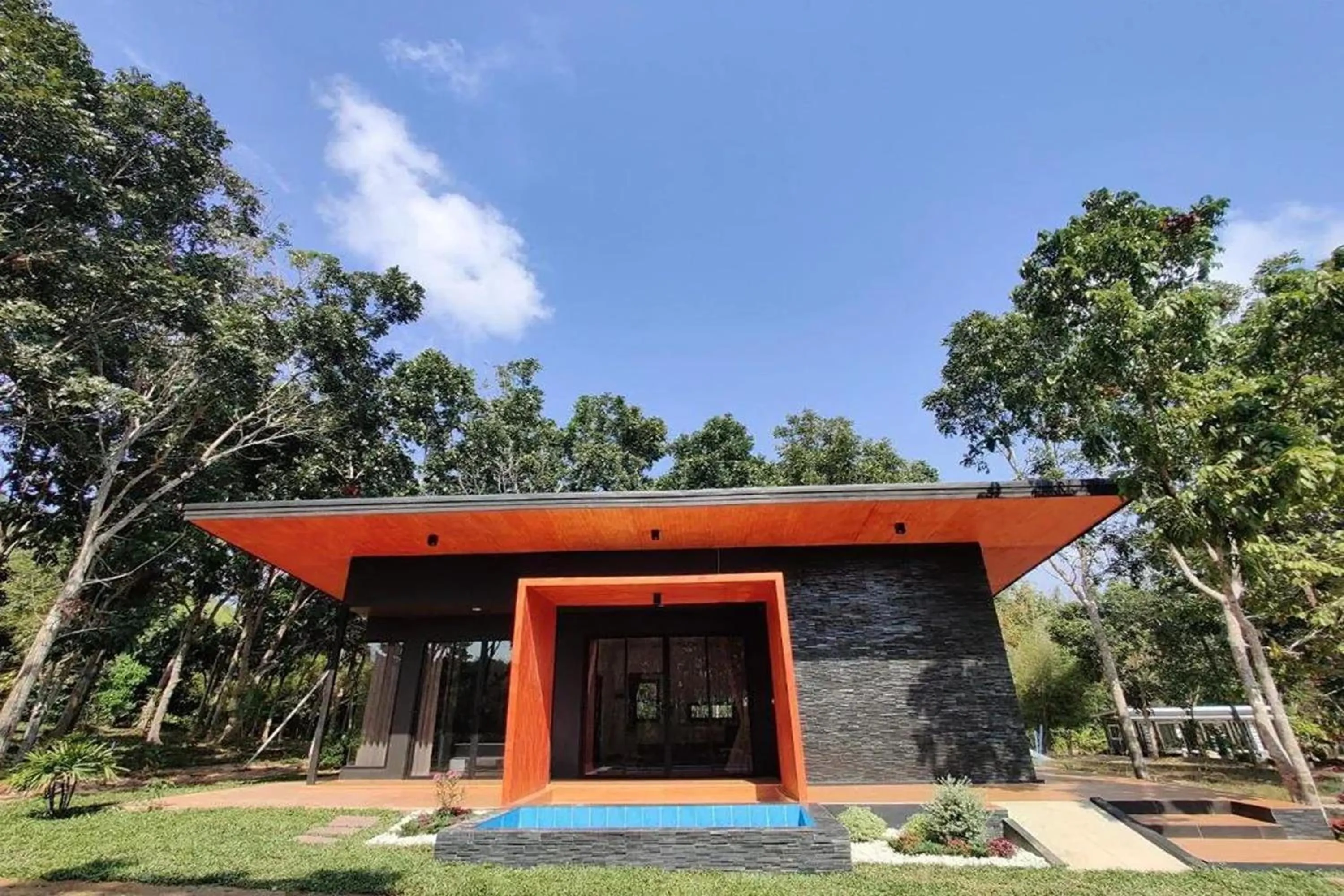 Property building in Forest Hill Resort