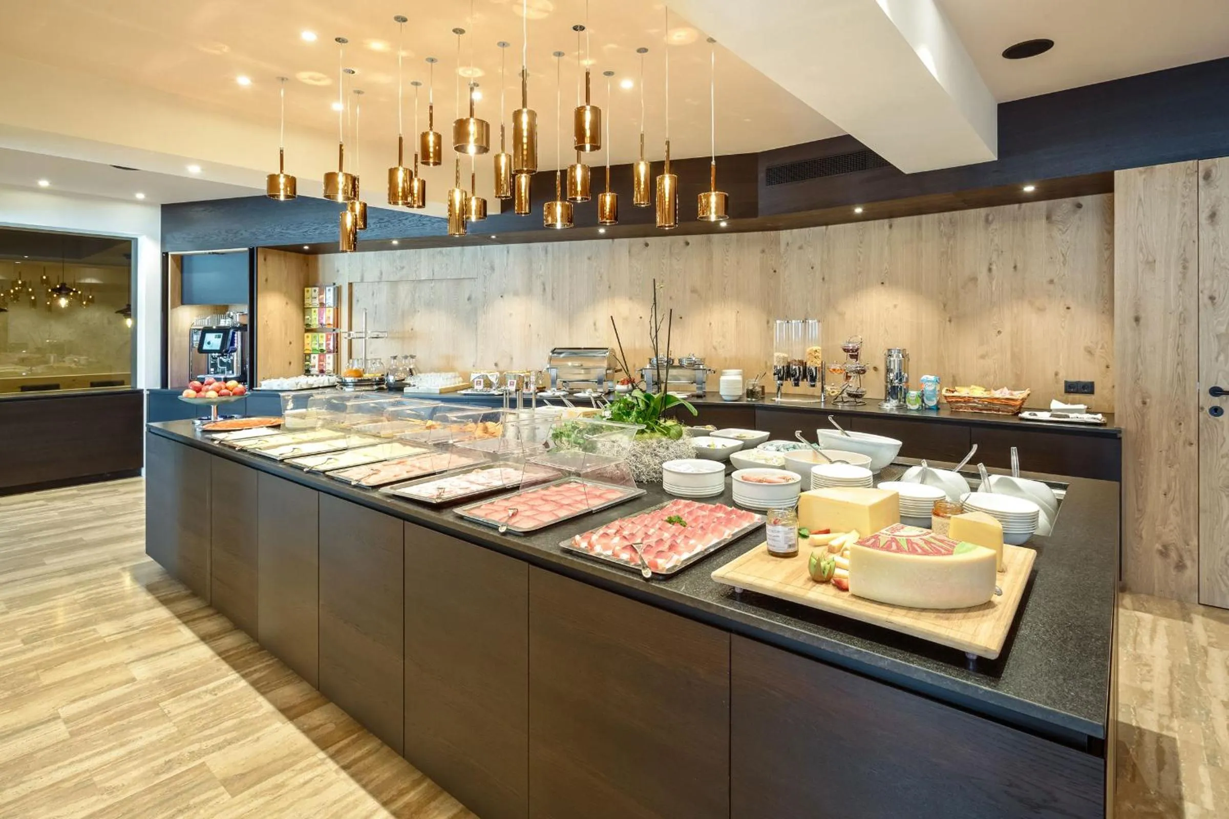 Buffet breakfast in Granpanorama Hotel StephansHof