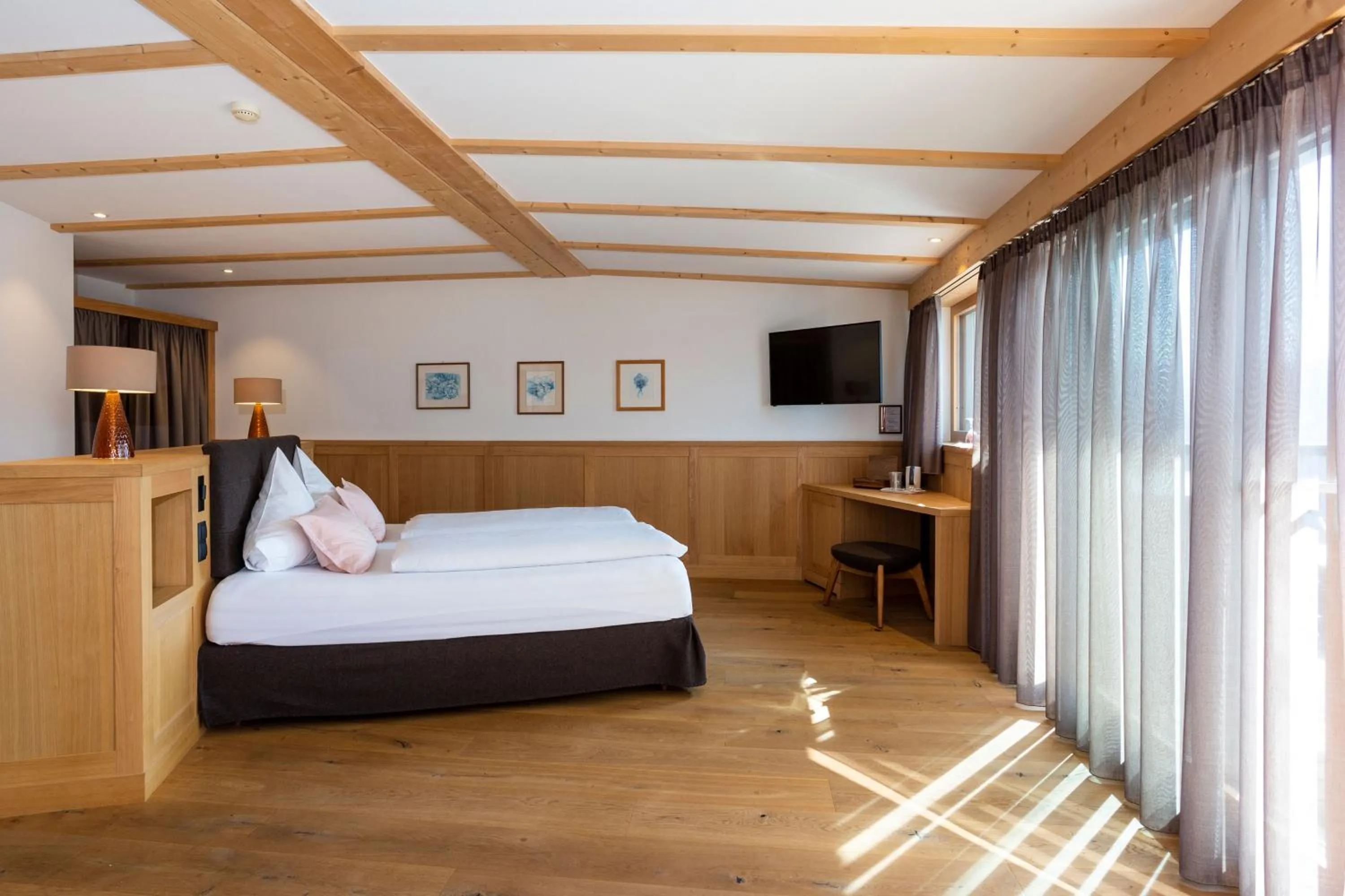 Bedroom, Bed in Granpanorama Hotel StephansHof