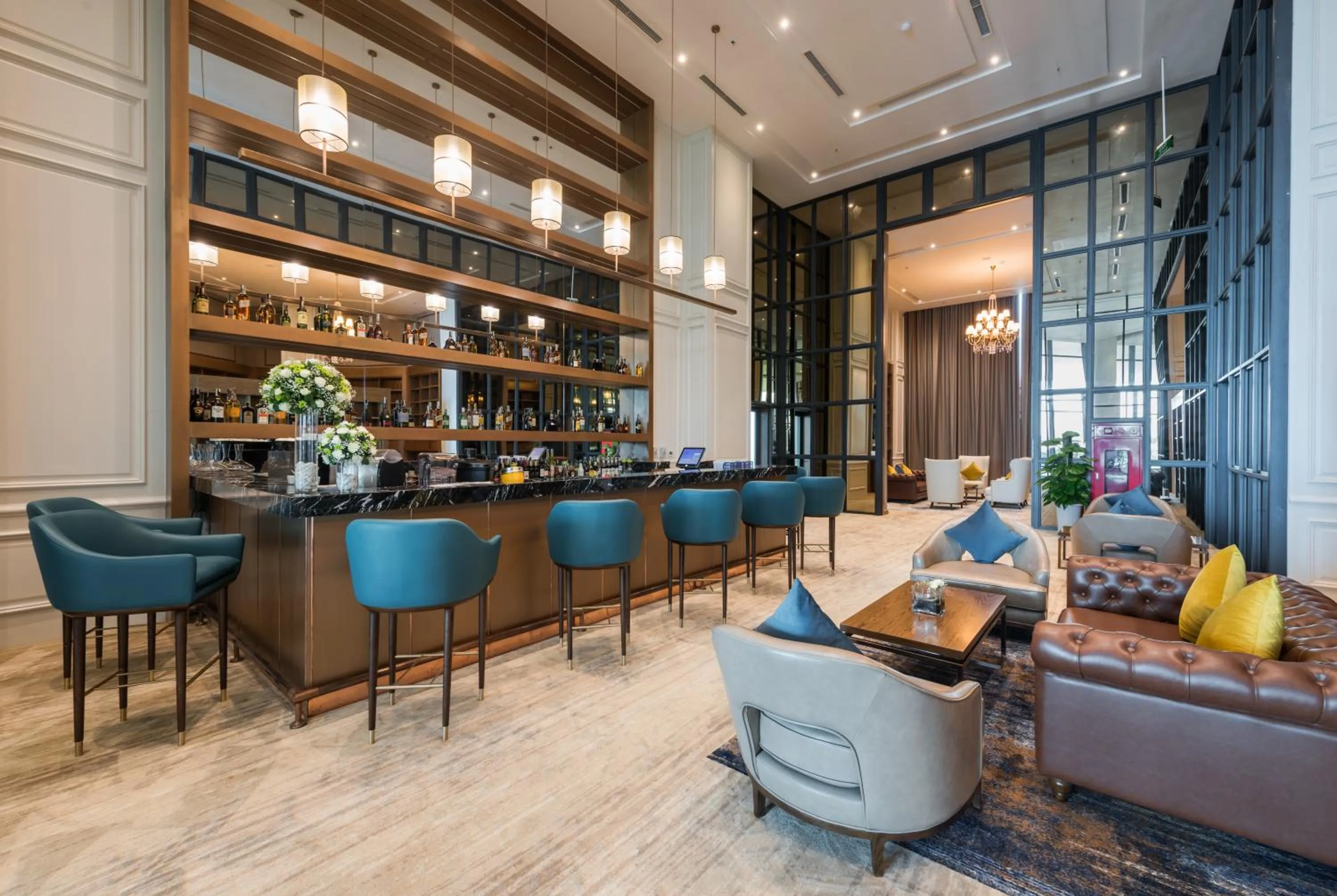 Lounge or bar in FLC Grand Hotel Samson