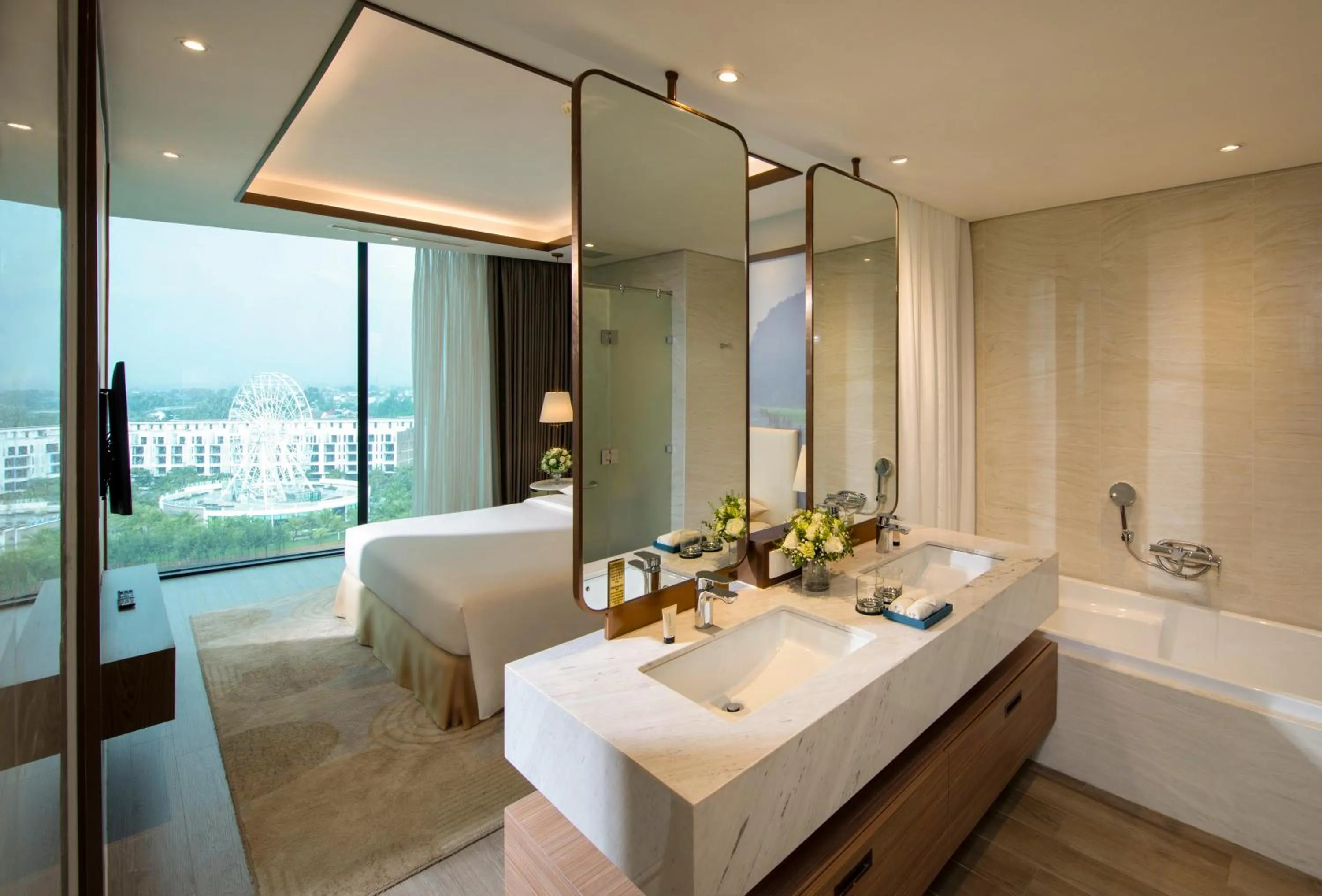 Bedroom in FLC Grand Hotel Samson