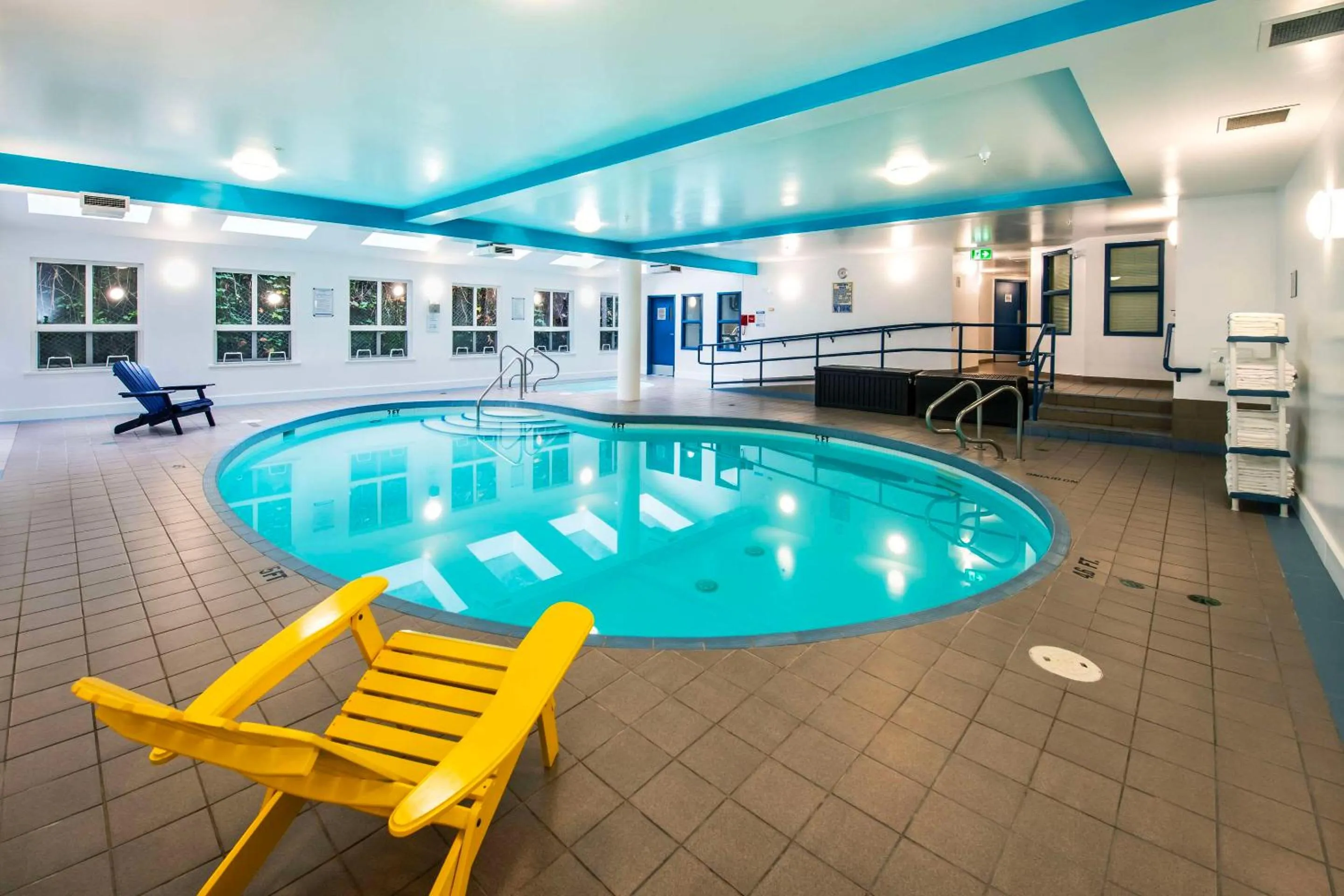 Swimming pool in Clarion Hotel & Conference Centre