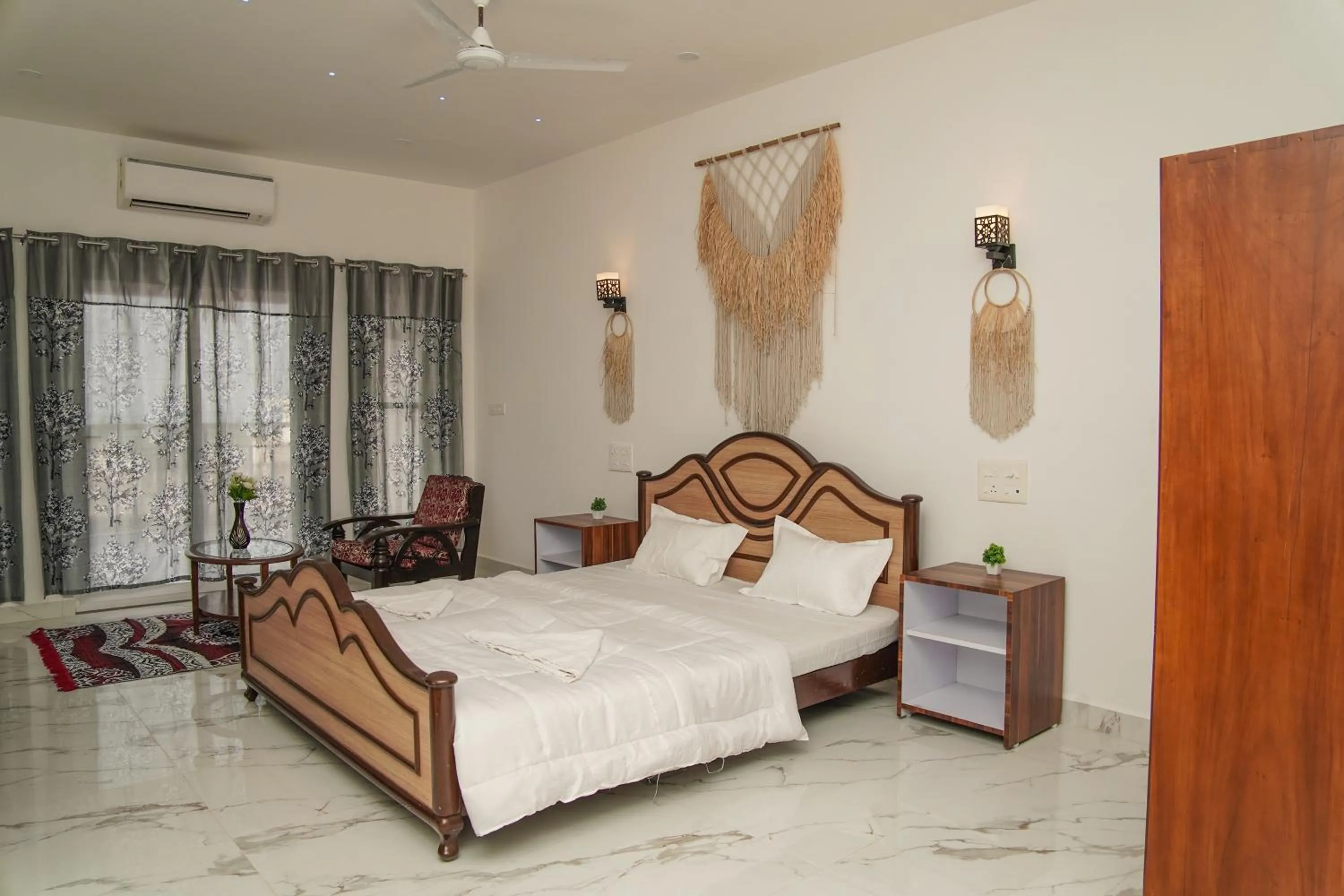 Bed in Samira Sea View