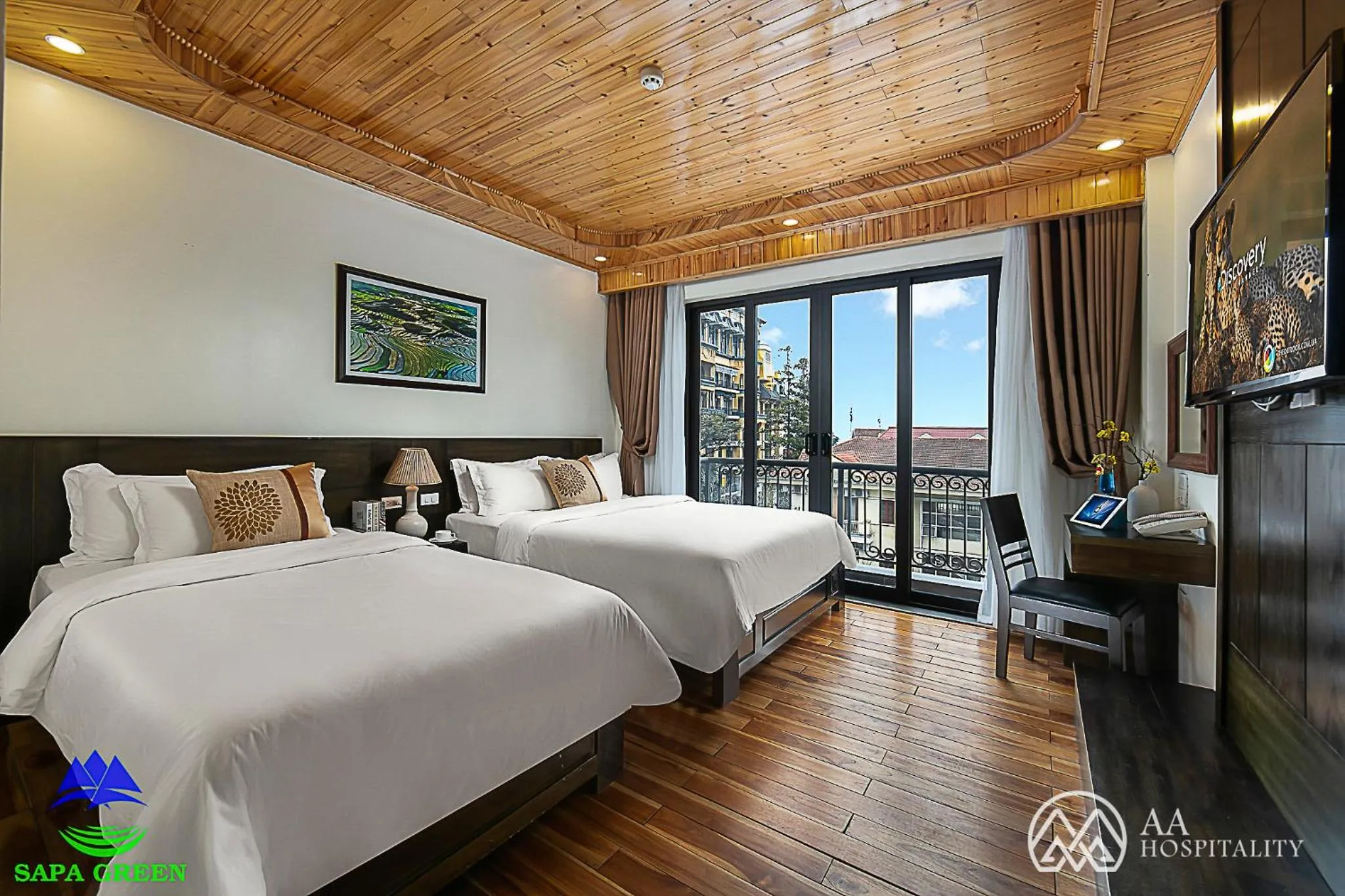 Photo of the whole room, Bed in Sapa Green Hotel